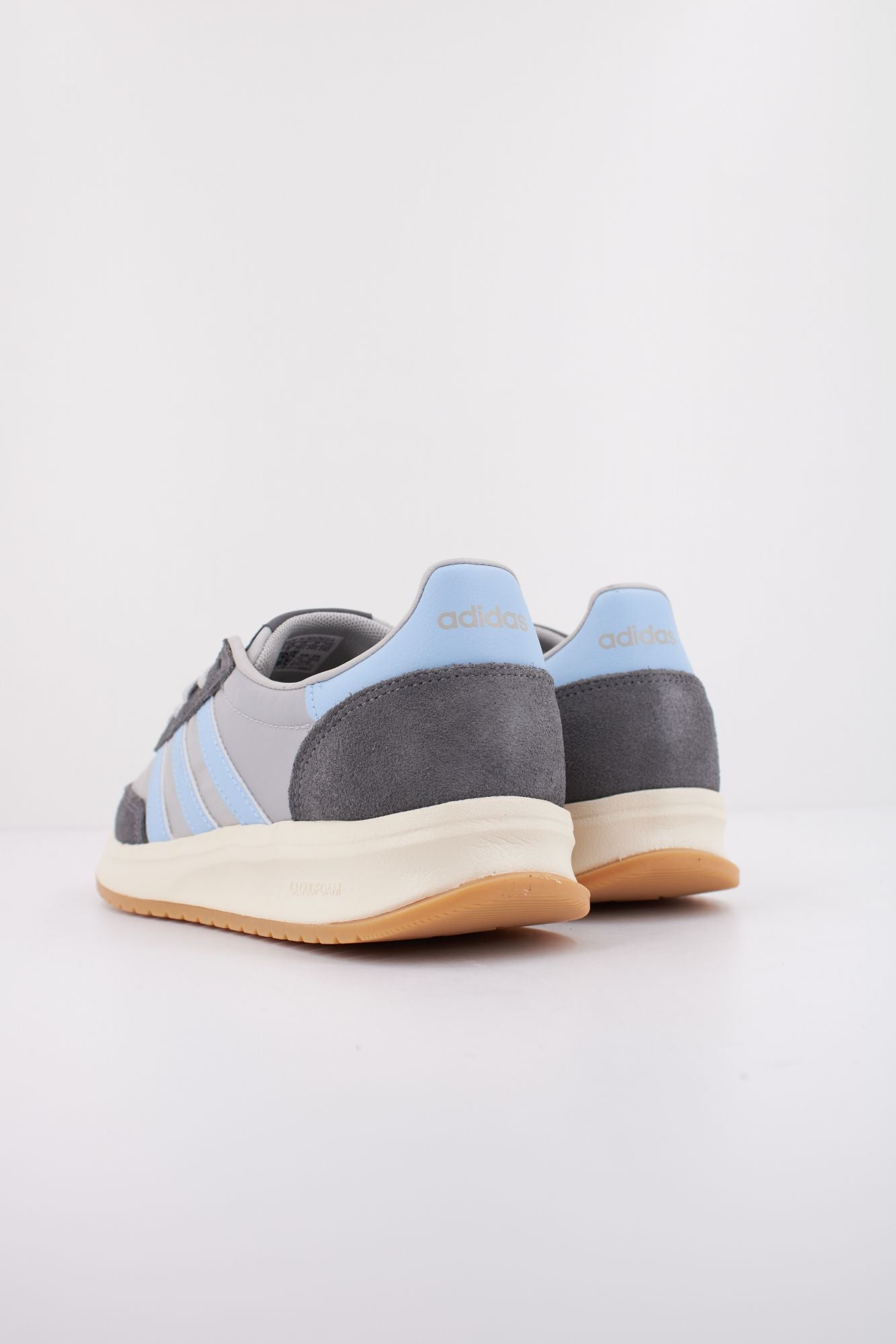 ADIDAS RUN 70s 2.0 en color GRIS (4)
