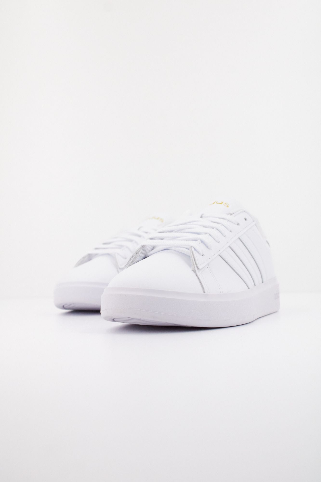 ADIDAS GRAND COURT 2.0 en color BLANCO (2)