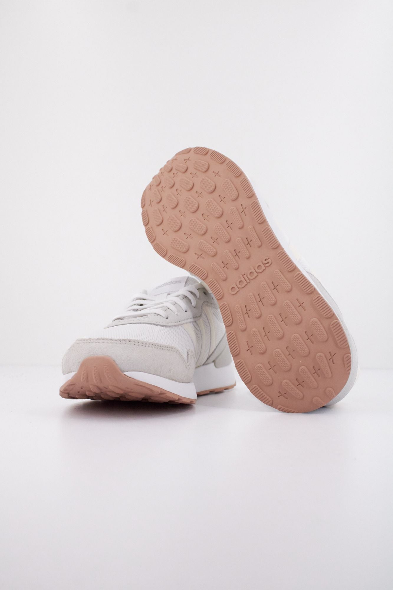 ADIDAS RUN 60s 4.0 en color BLANCO (5)