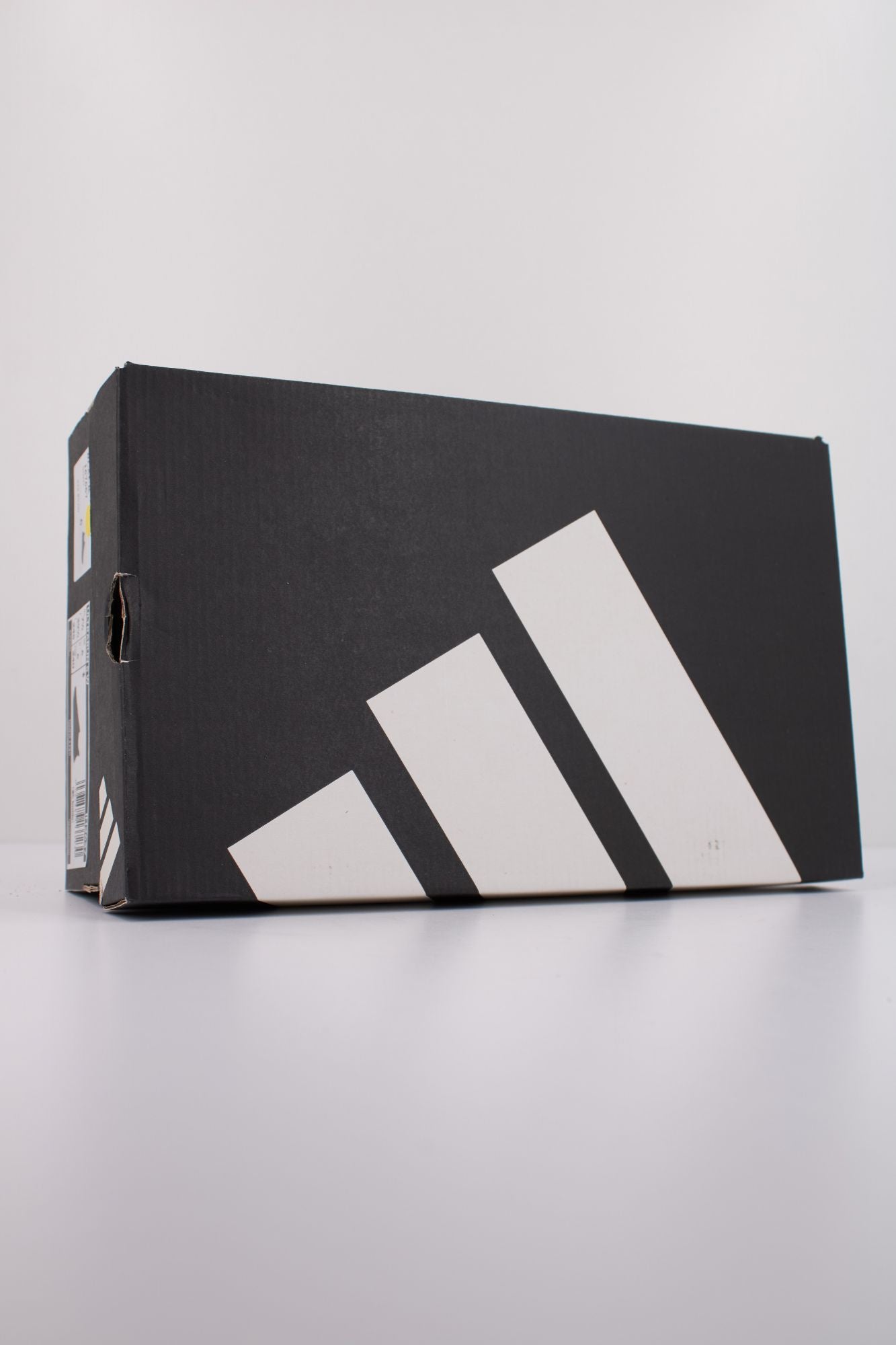ADIDAS ULTRARUN 5 W en color NEGRO (6)