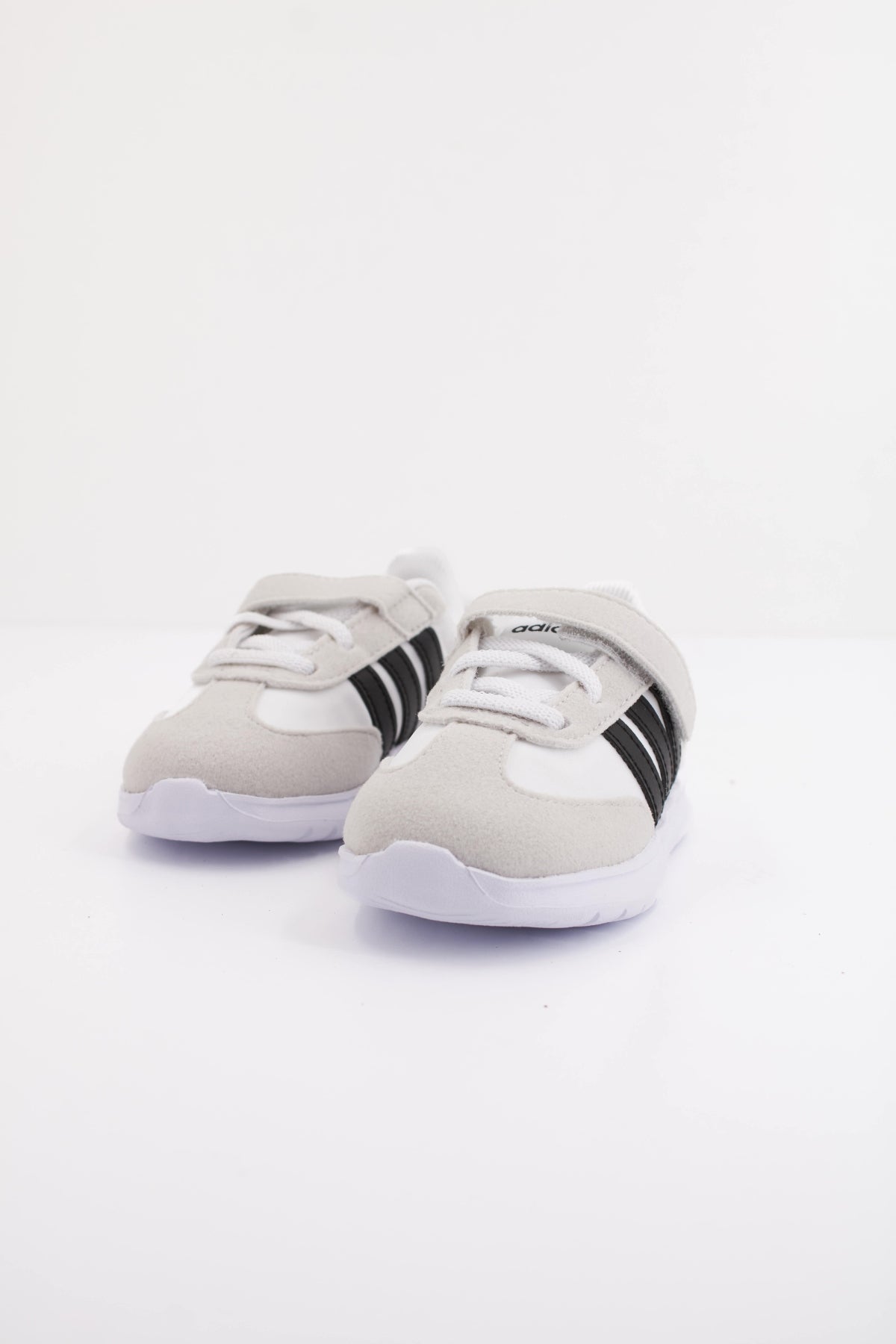 ADIDAS RUN 70s 2.0 EL I en color BLANCO (2)