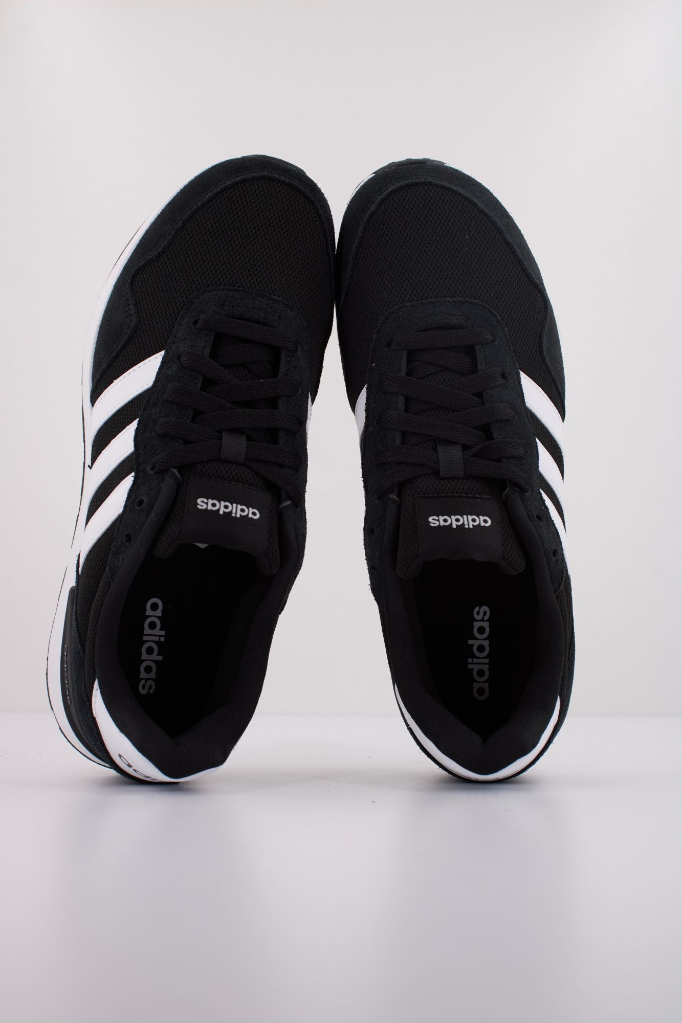 ADIDAS RUN 60s 4.0 en color NEGRO (3)