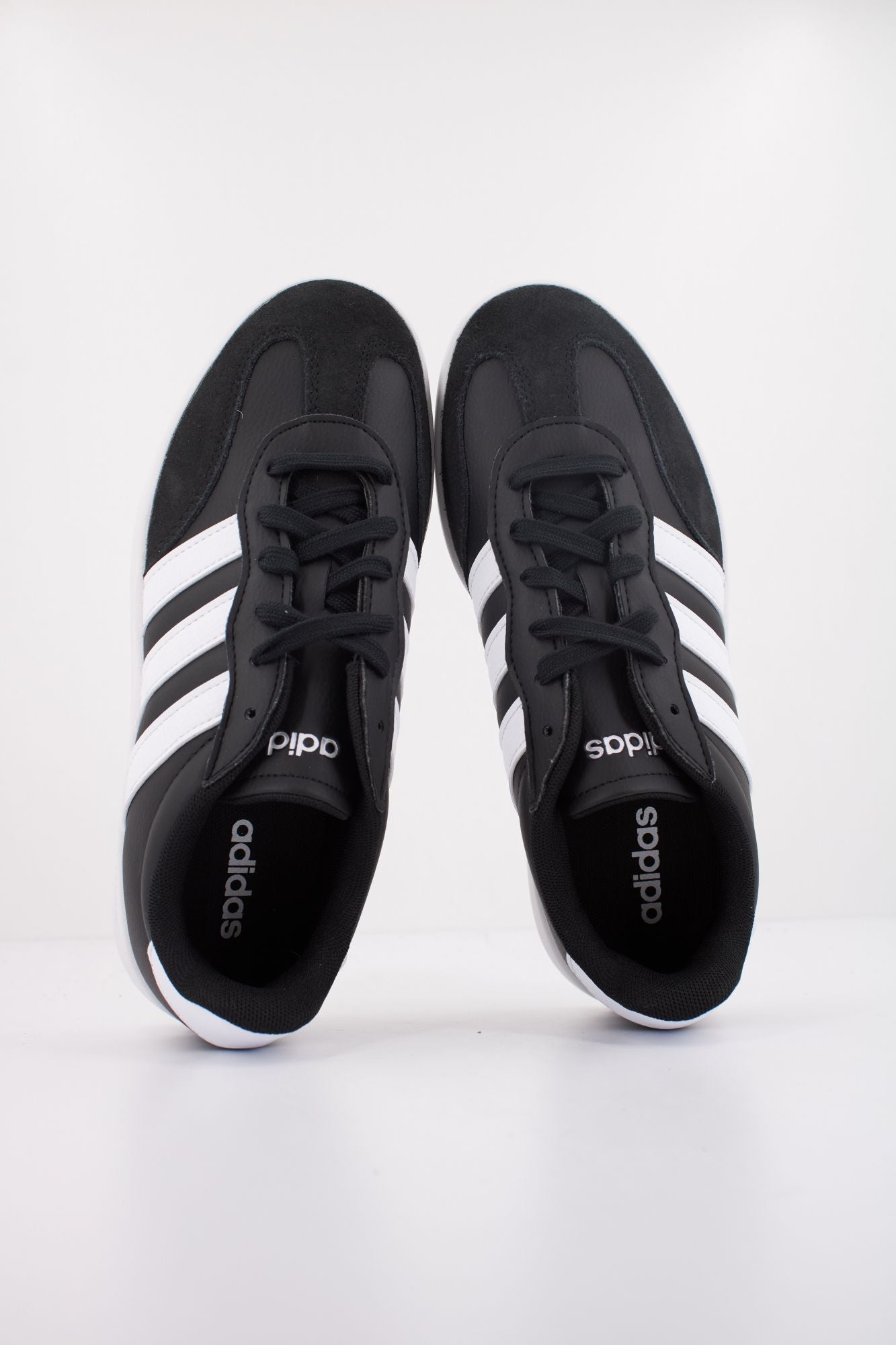 ADIDAS BARREDA en color NEGRO (3)