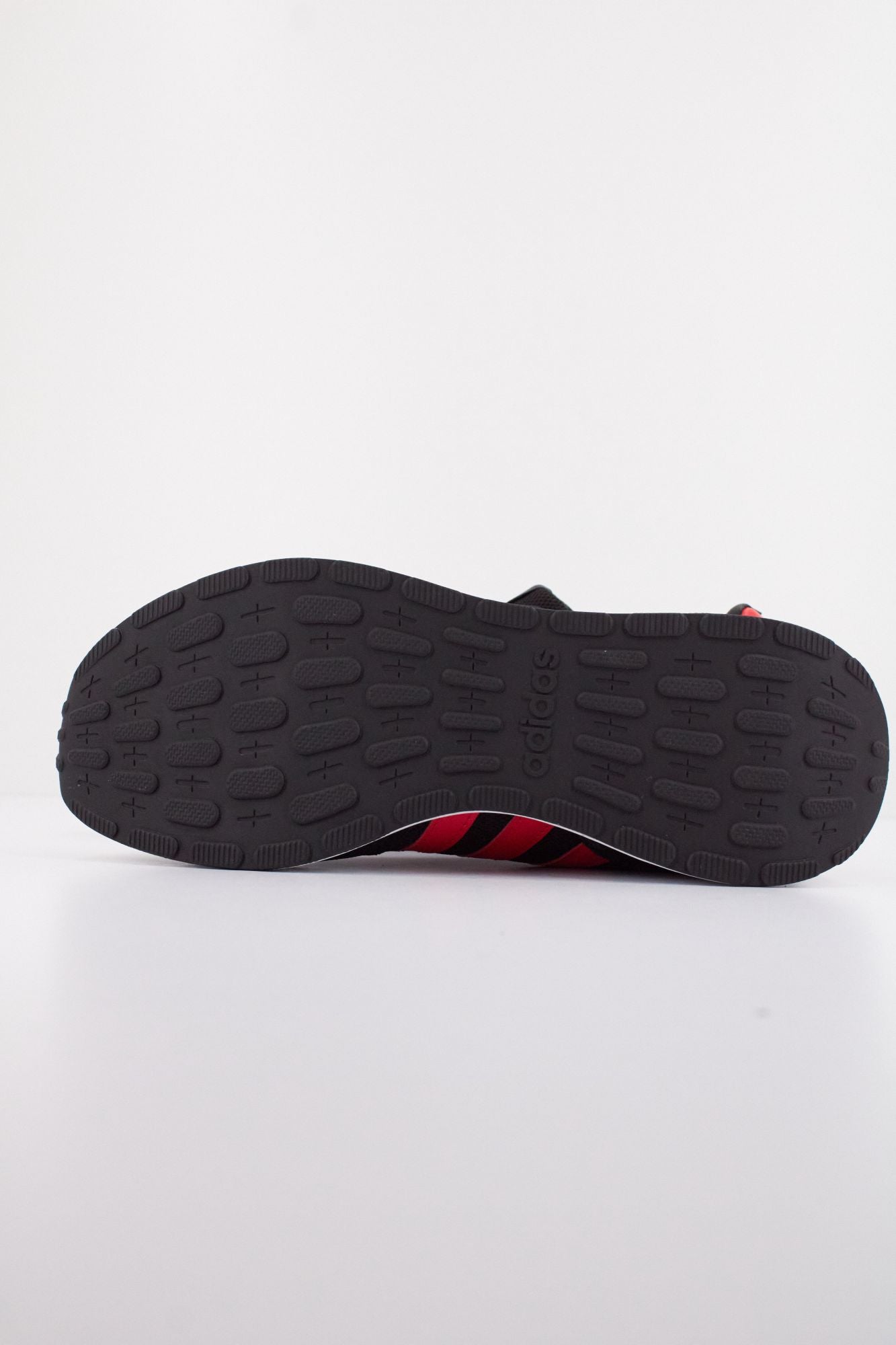 ADIDAS RUN 60s 4.0 en color NEGRO (4)