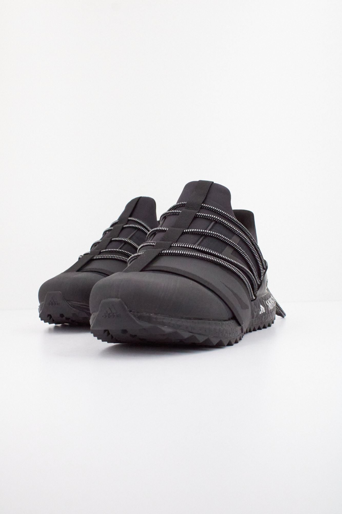 ADIDAS JP7685 en color NEGRO (2)