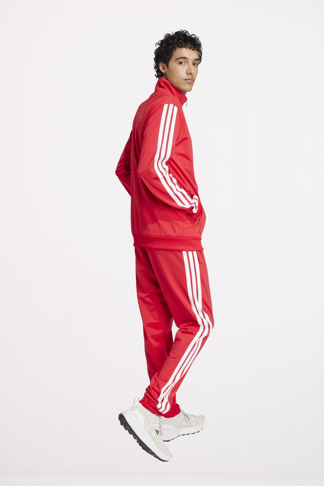 ADIDAS M 3S TR TT TS en color ROJO (3)