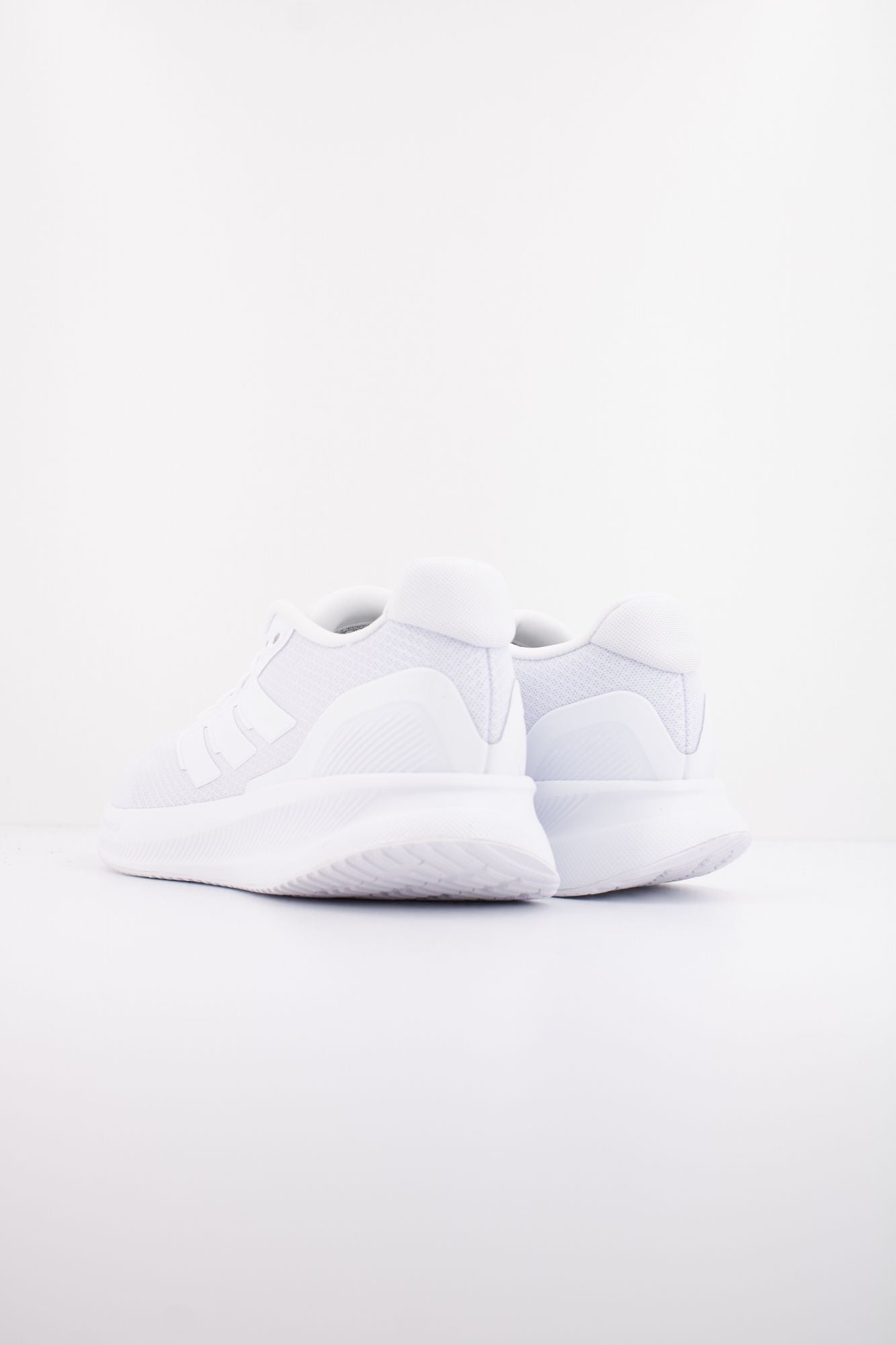 ADIDAS RUNFALCON 5 en color BLANCO (4)