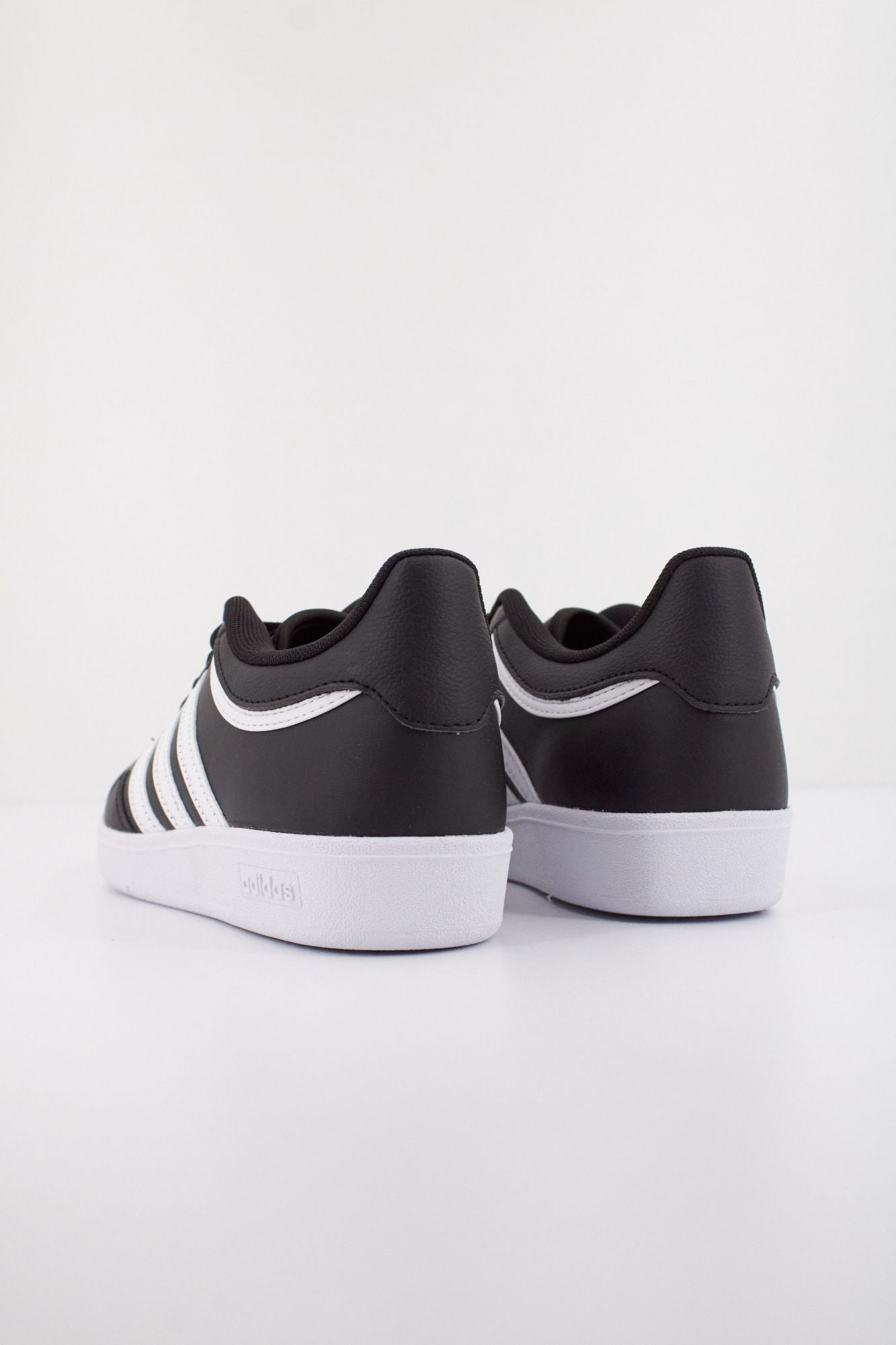 ADIDAS HOOPS 4.0 en color NEGRO (4)