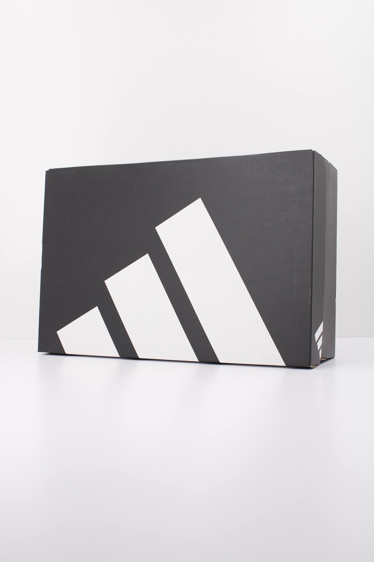 ADIDAS LITECOURT en color MARRON (6)