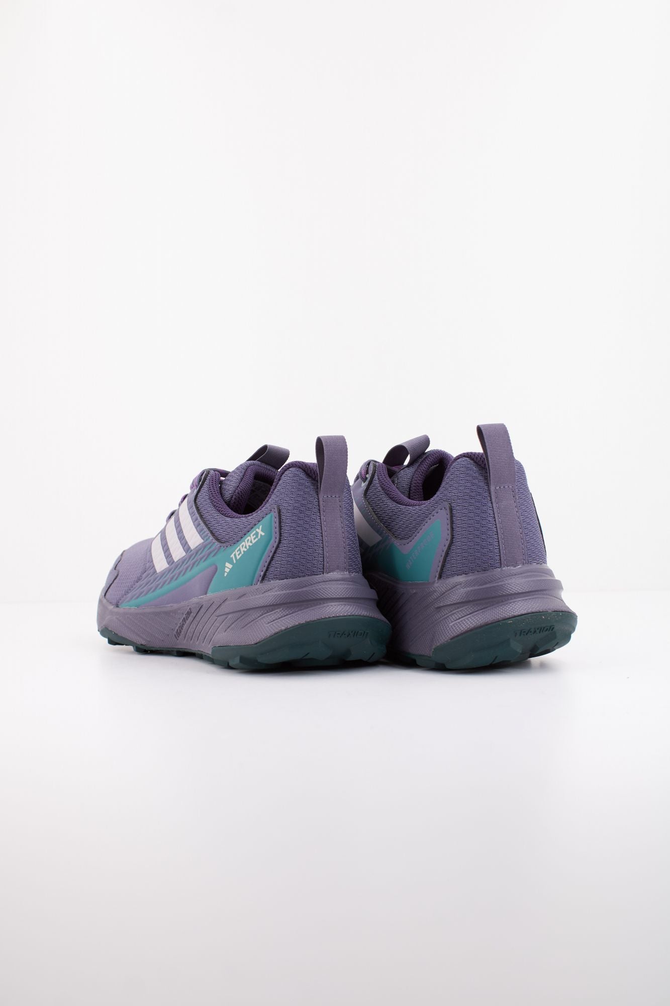 ADIDAS TERREX TRACEFINDER en color VIOLETA (4)
