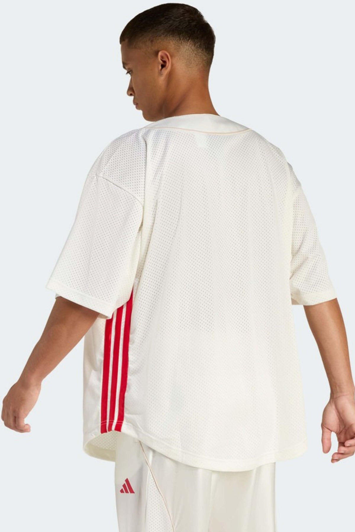 ADIDAS JZ6926 en color BEIS (2)