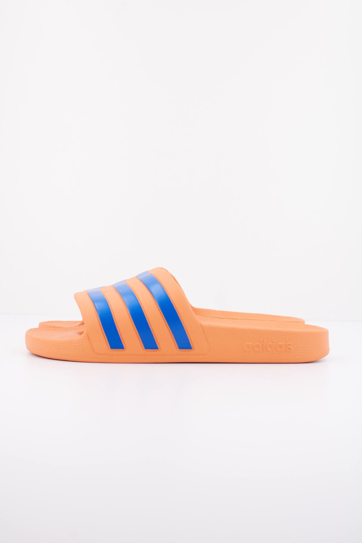 ADIDAS IH9010 ADILETTE AQUA en color NARANJA (1)