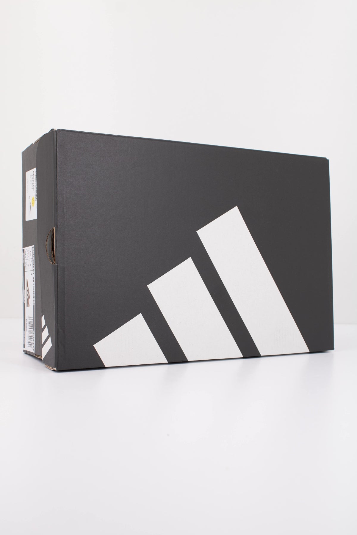 ADIDAS BREAKNET SLEEK en color MARRON CLARO (6)