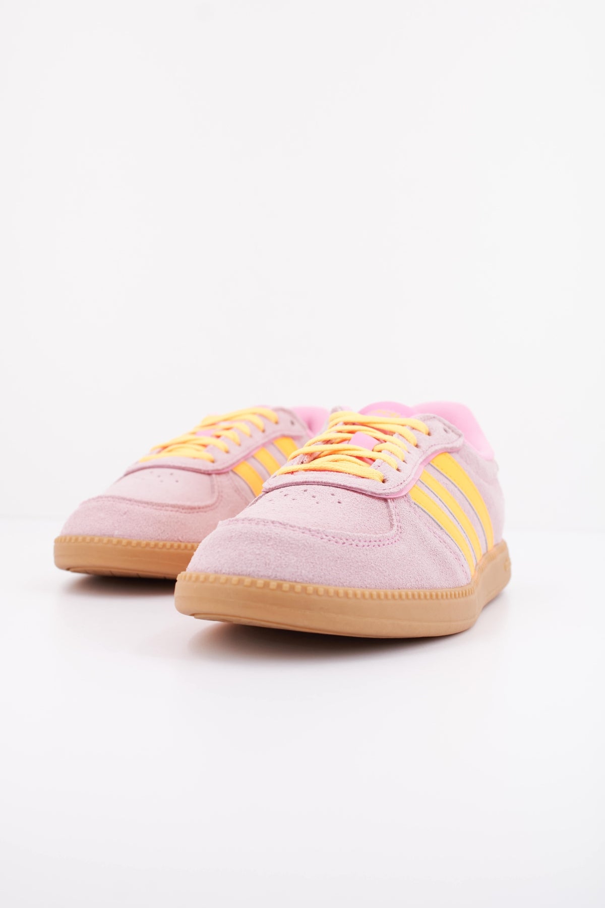 ADIDAS BREAKNET SLEEK en color ROSA (2)