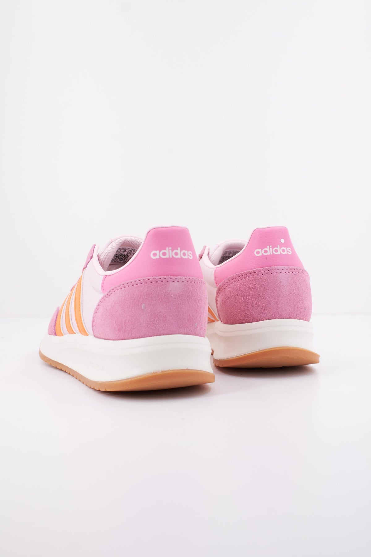 ADIDAS JR2425 RUN 70S 2.0 en color ROSA (4)
