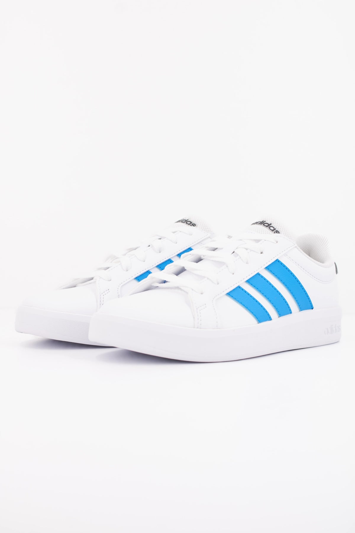 ADIDAS GRAND COURT 3.0 J en color BLANCO (2)