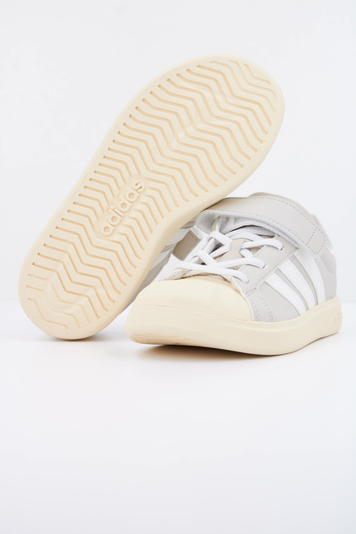ADIDAS STREETTALK EL C en color MARRON CLARO (5)