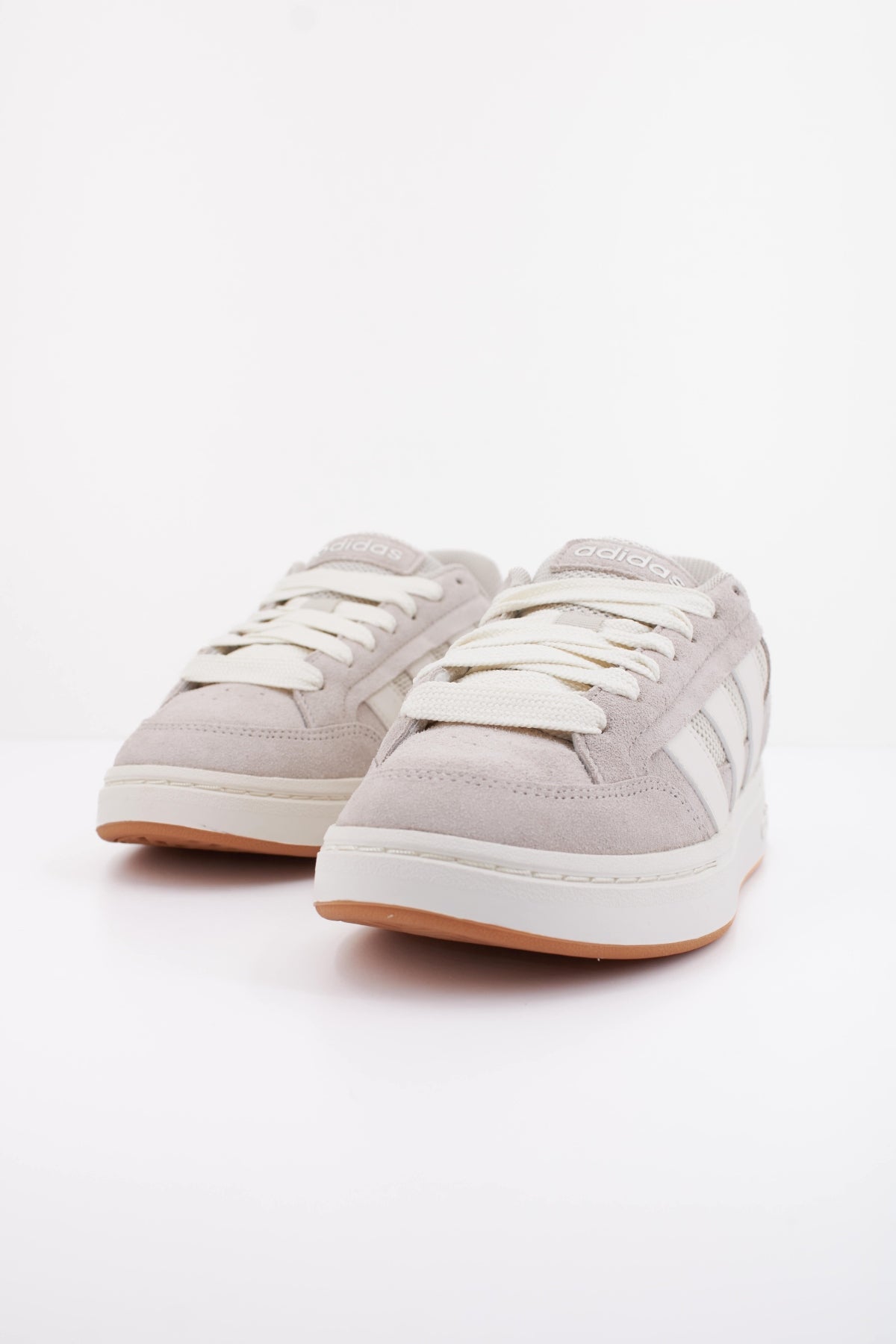 ADIDAS GC ALPHA SK8 en color GRIS (2)