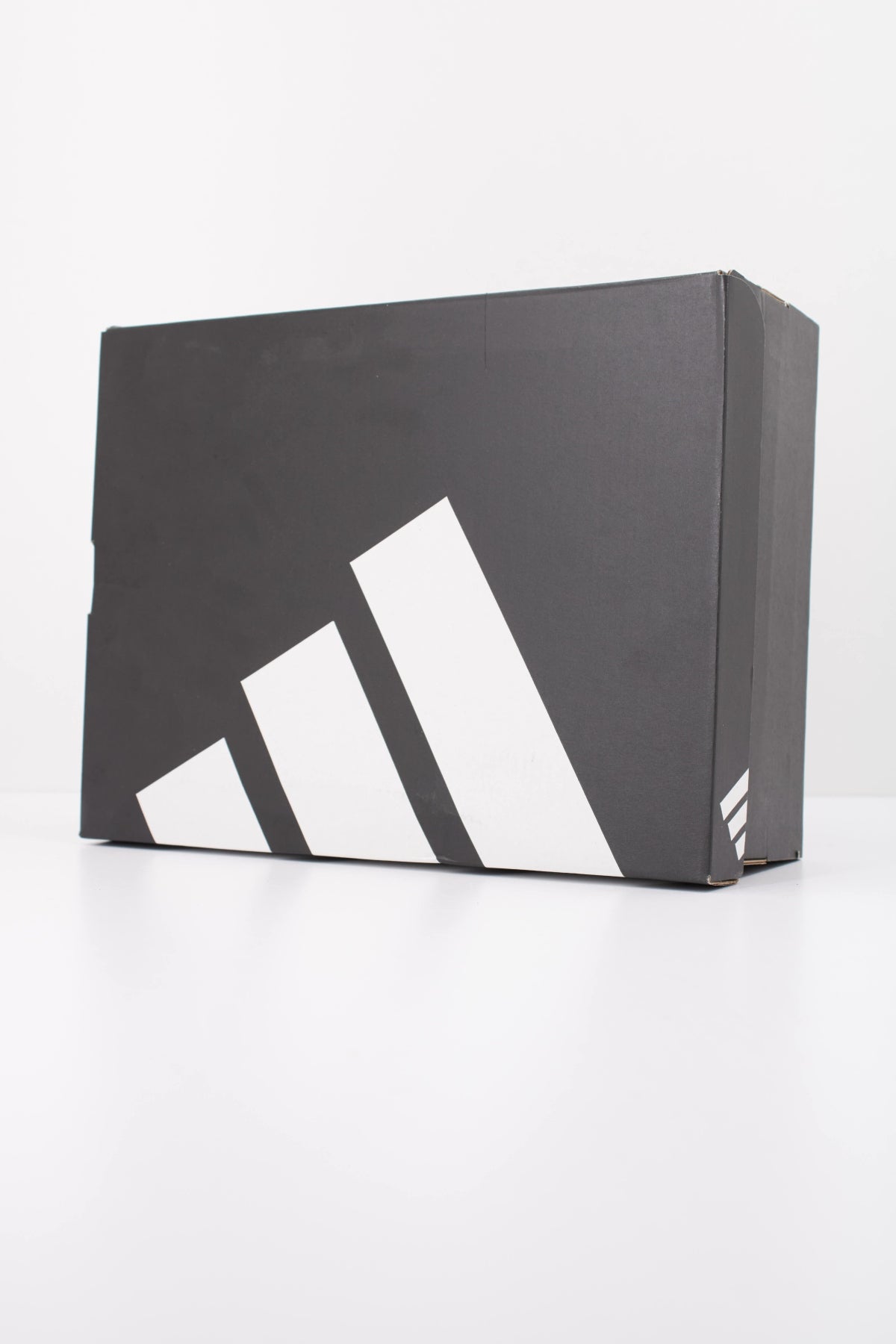 ADIDAS JP5924 BARREDA en color GRIS (6)