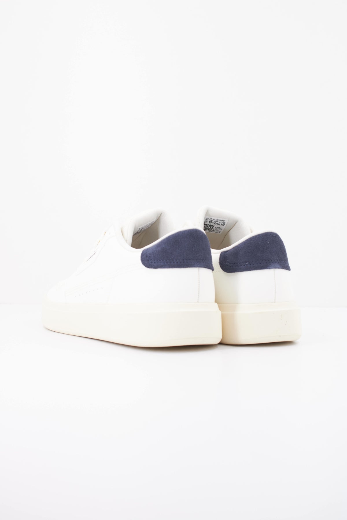 ADIDAS JQ3525 PARK ST 2.0 en color BLANCO (4)