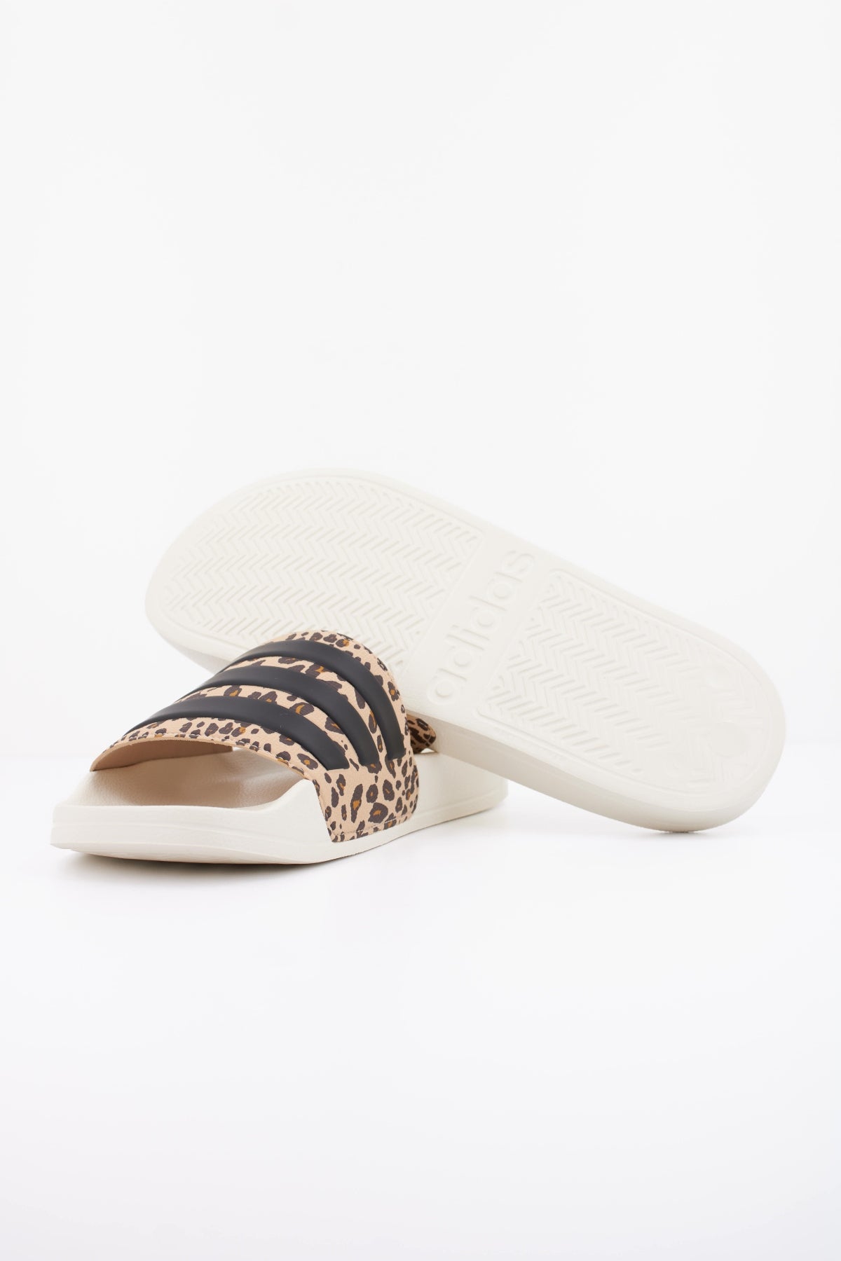 ADIDAS ADILETTE SHOWER en color ANIMAL PRINT (5)