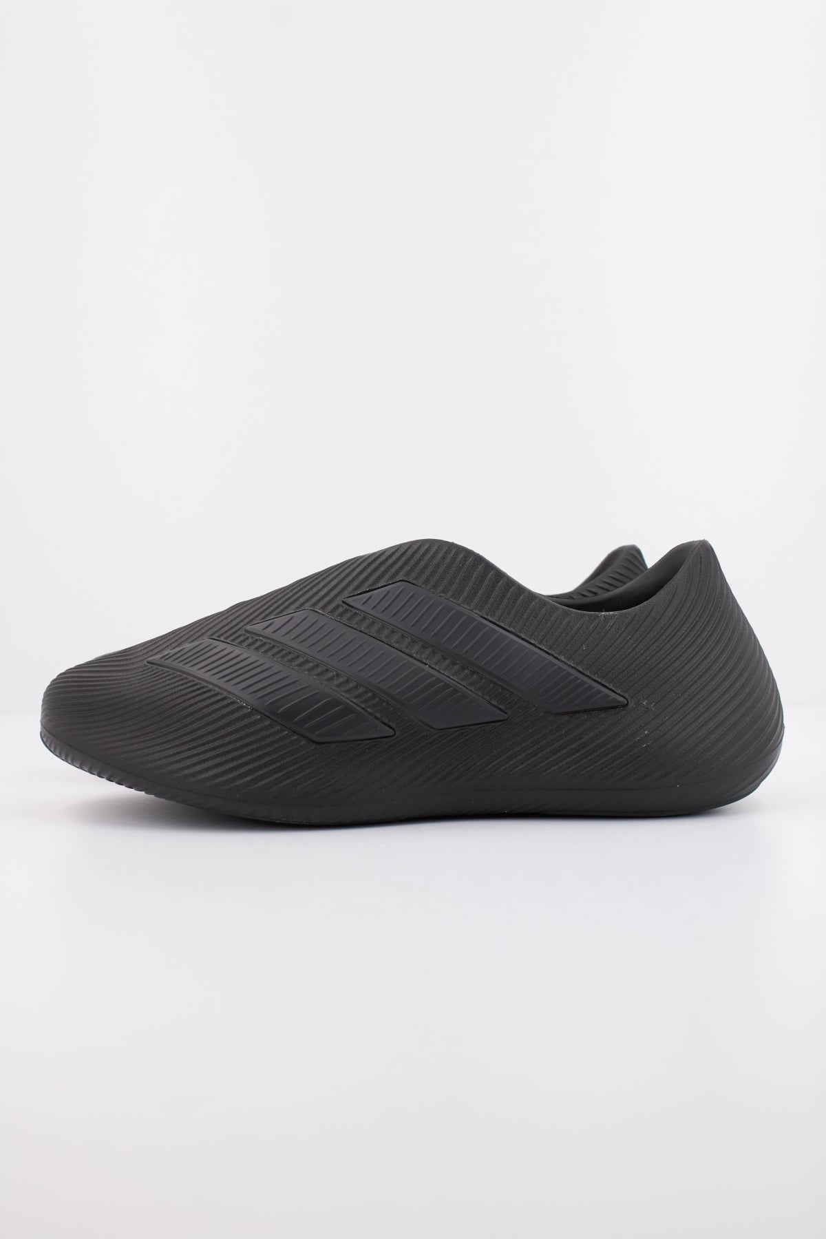 ADIDAS PURECHILL en color NEGRO (1)