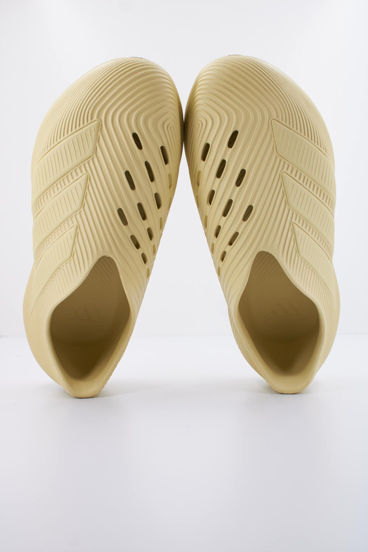 ADIDAS PURECHILL en color AMARILLO (3)