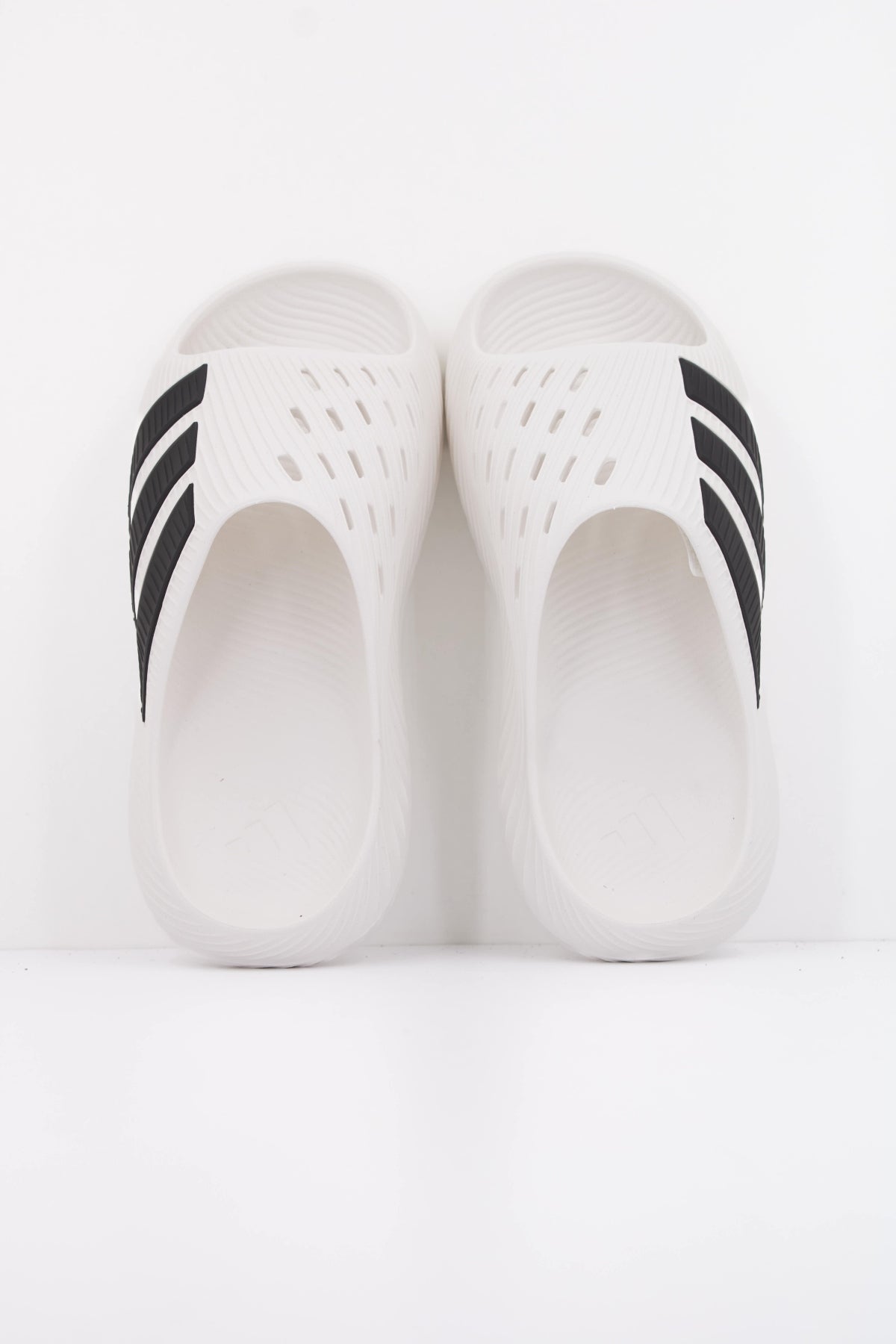 ADIDAS PURECHILL SUEDE en color BLANCO (3)