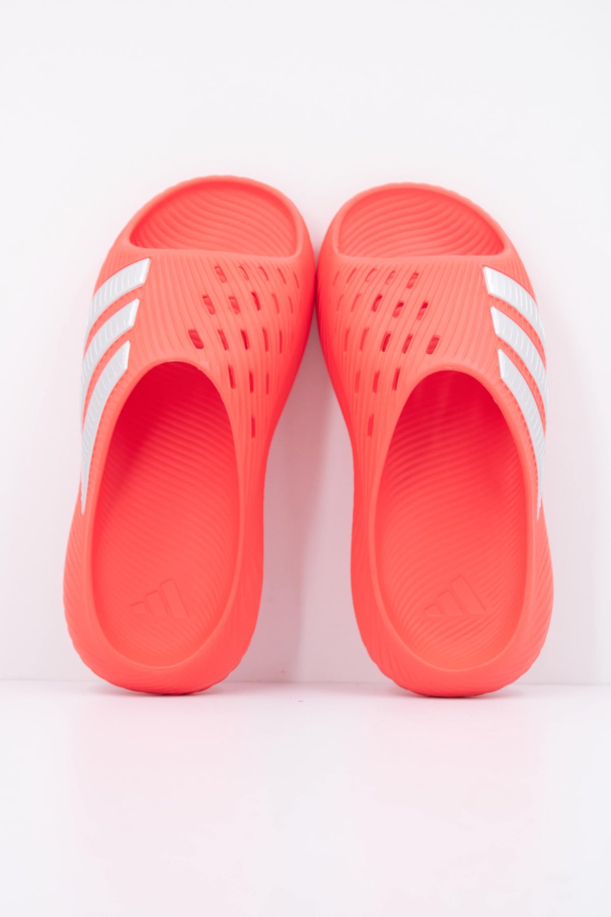 ADIDAS PURECHILL SLIDE en color ROJO (3)