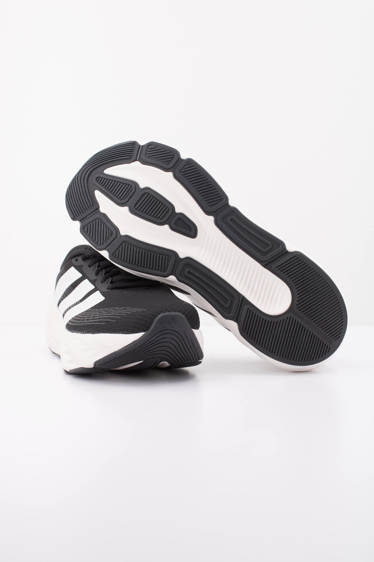 ADIDAS KH5610 GALAXY 8 W en color NEGRO (5)