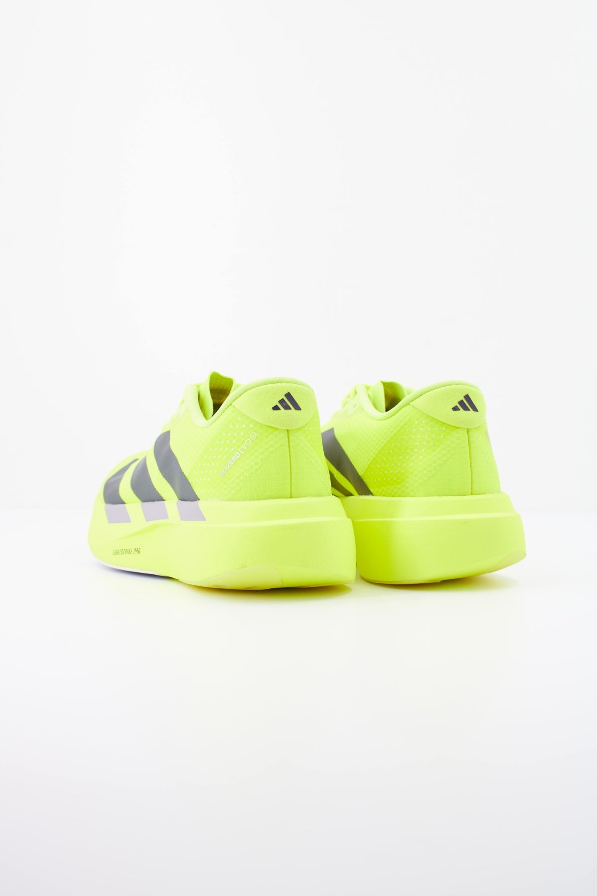 ADIDAS ADIZERO EVO SL WOVEN en color AMARILLO (4)