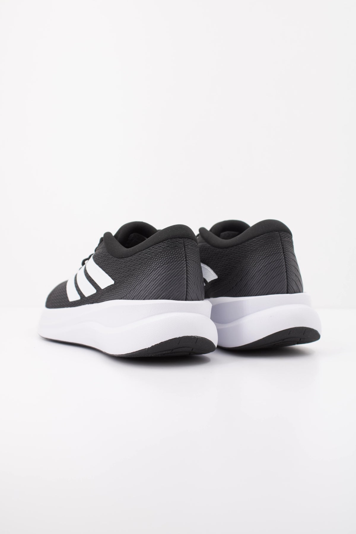 ADIDAS IH9532 RUNFALCON 6 en color NEGRO (4)