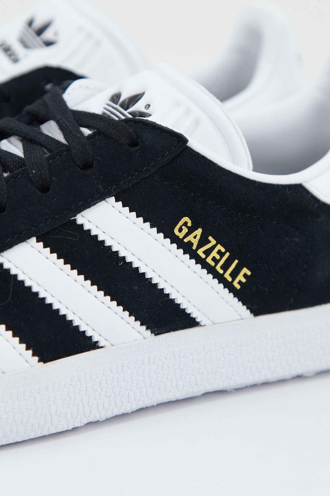 ADIDAS ORIGINALS GAZELLE en color NEGRO (2)