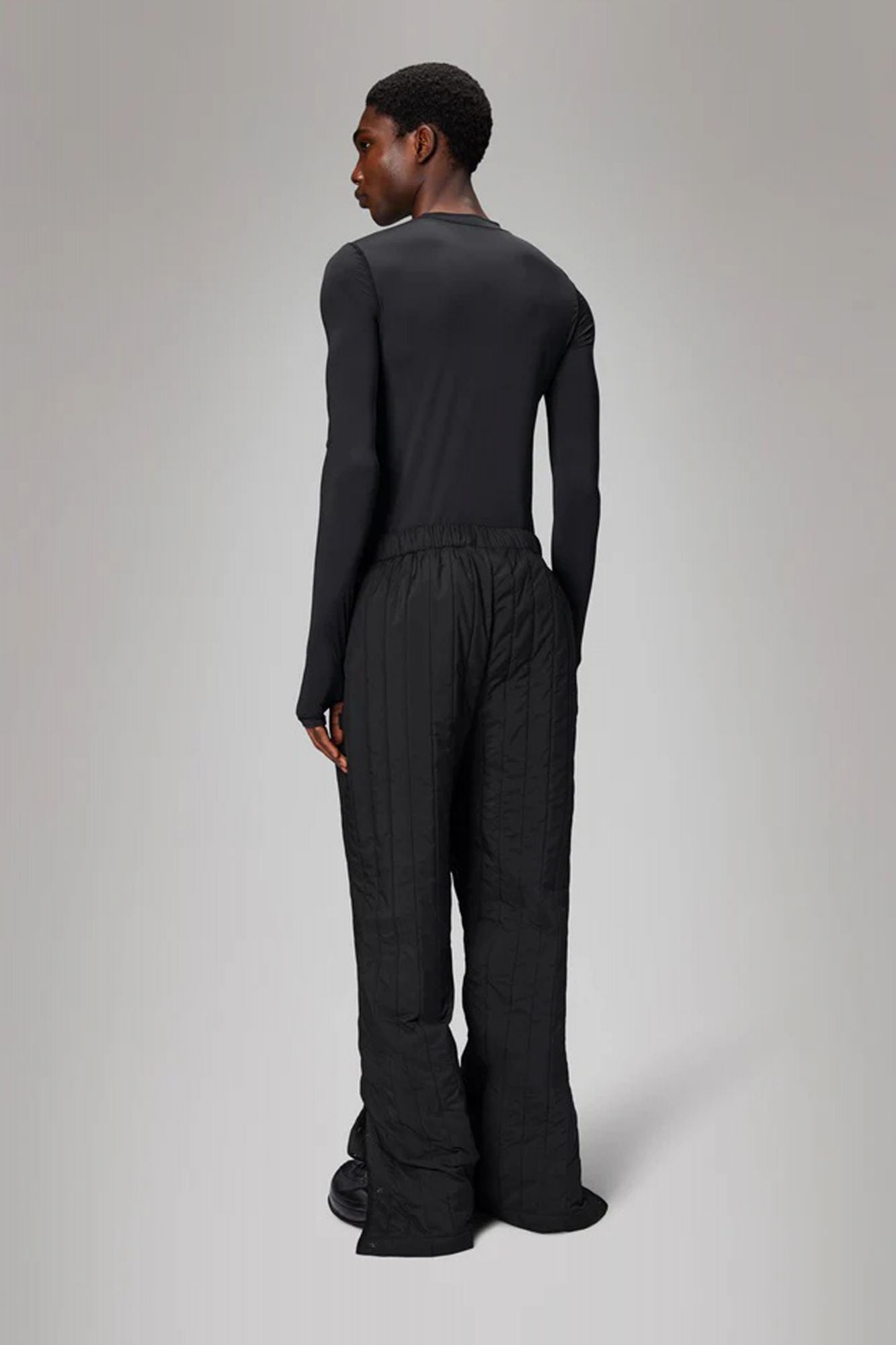 RAINS BANJA LINER PANTS REGULAR T1 en color NEGRO (3)