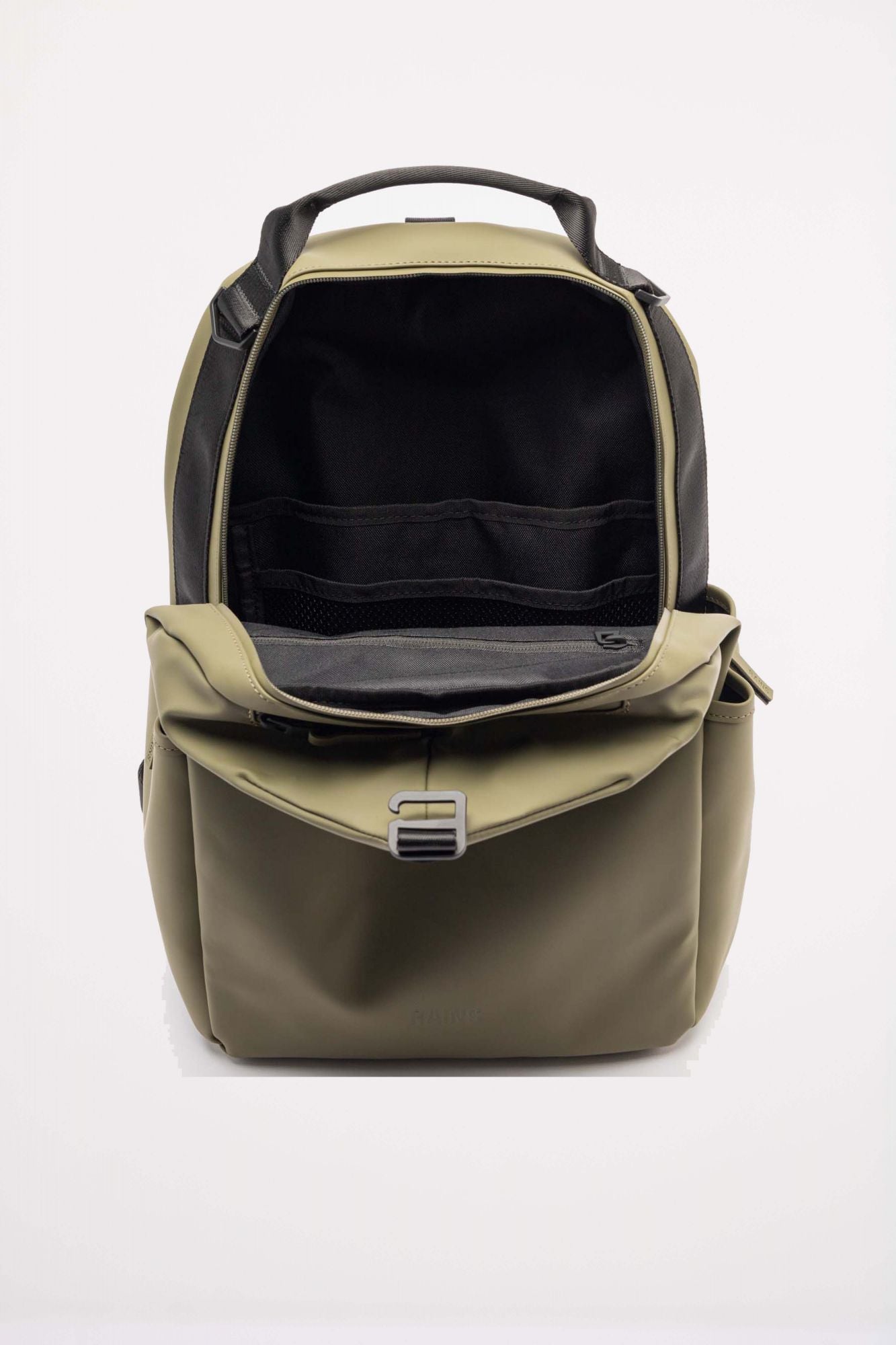 RAINS CLIP FRONT BACKPACK W3 en color VERDE (4)