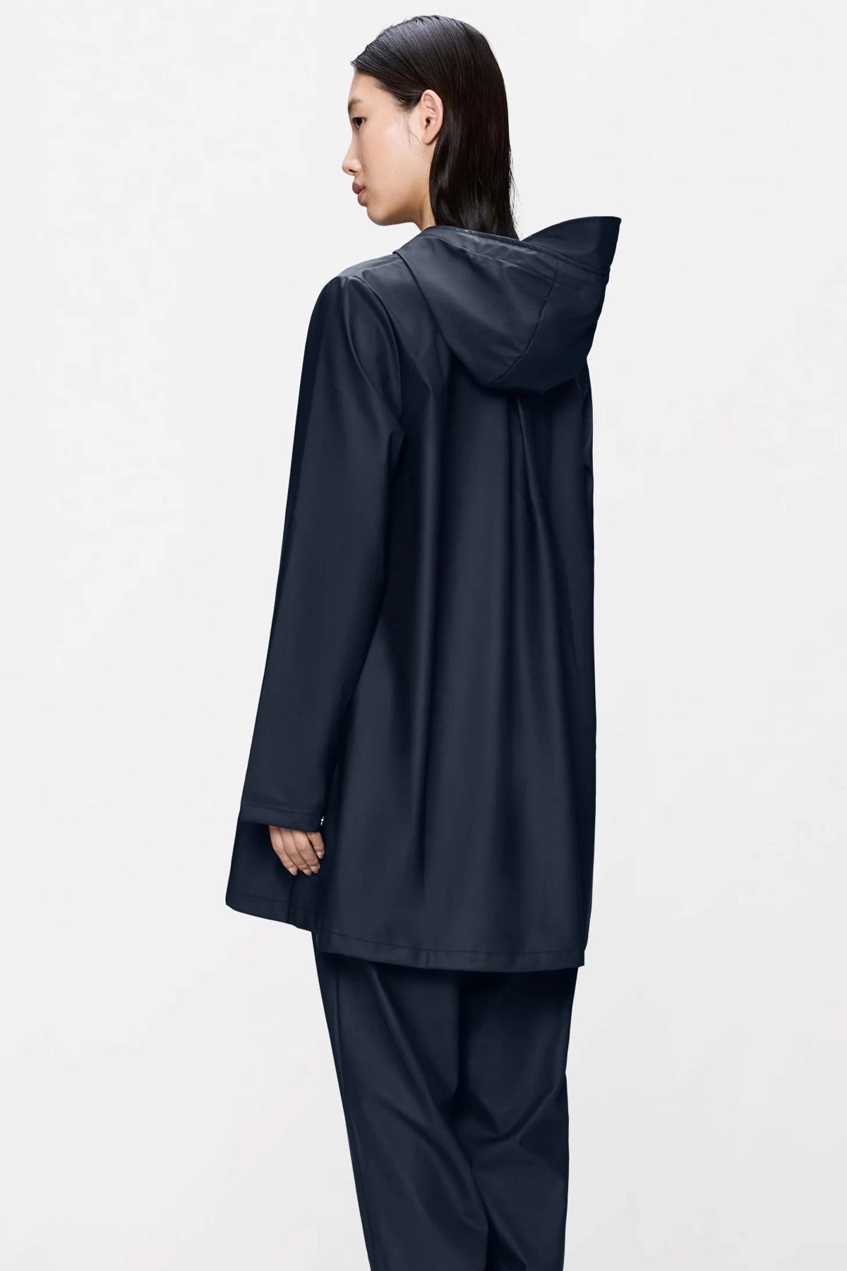 RAINS LINE W JACKET W3 en color AZUL (2)