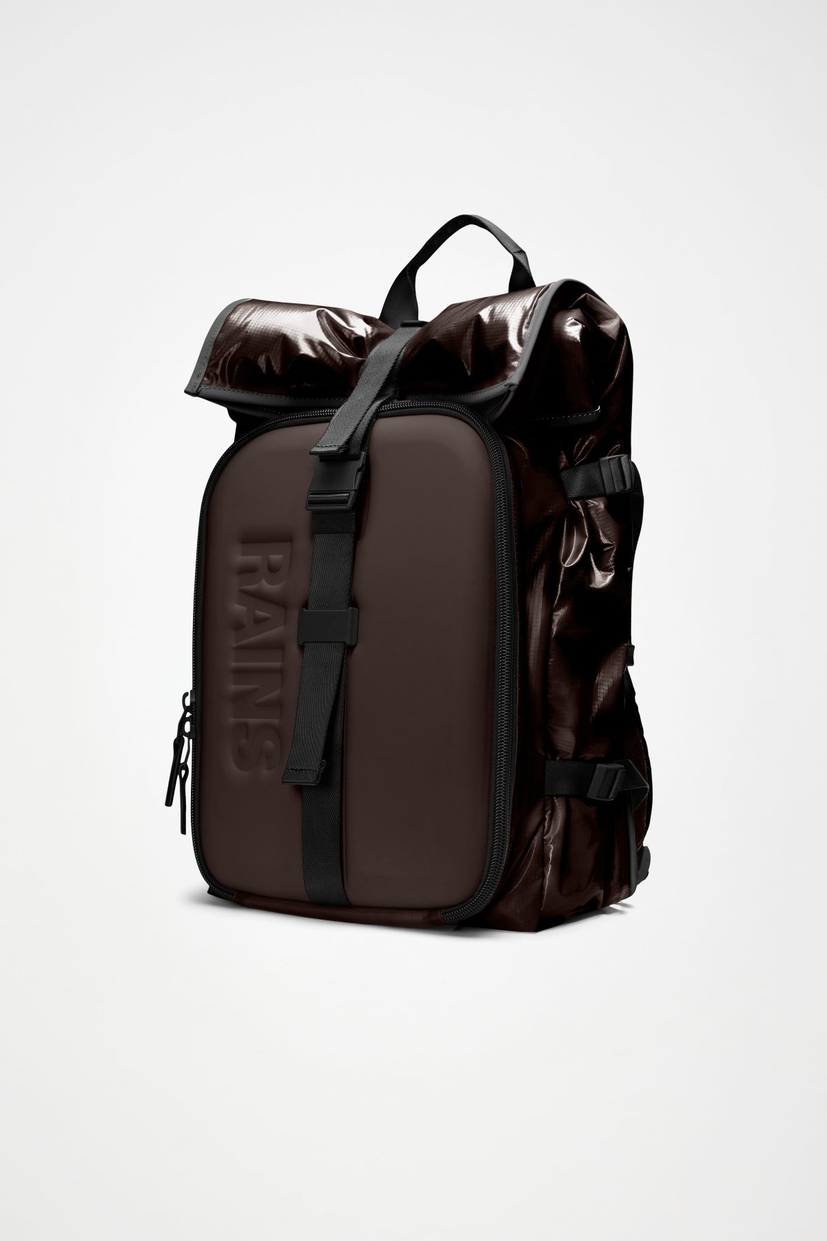 RAINS SIBU SHIELD BACKPACK W3 en color MARRON (3)