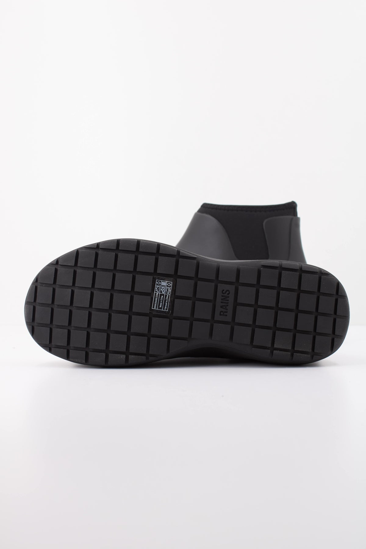 RAINS 70310R THE DRY BOOT W3 en color NEGRO (5)