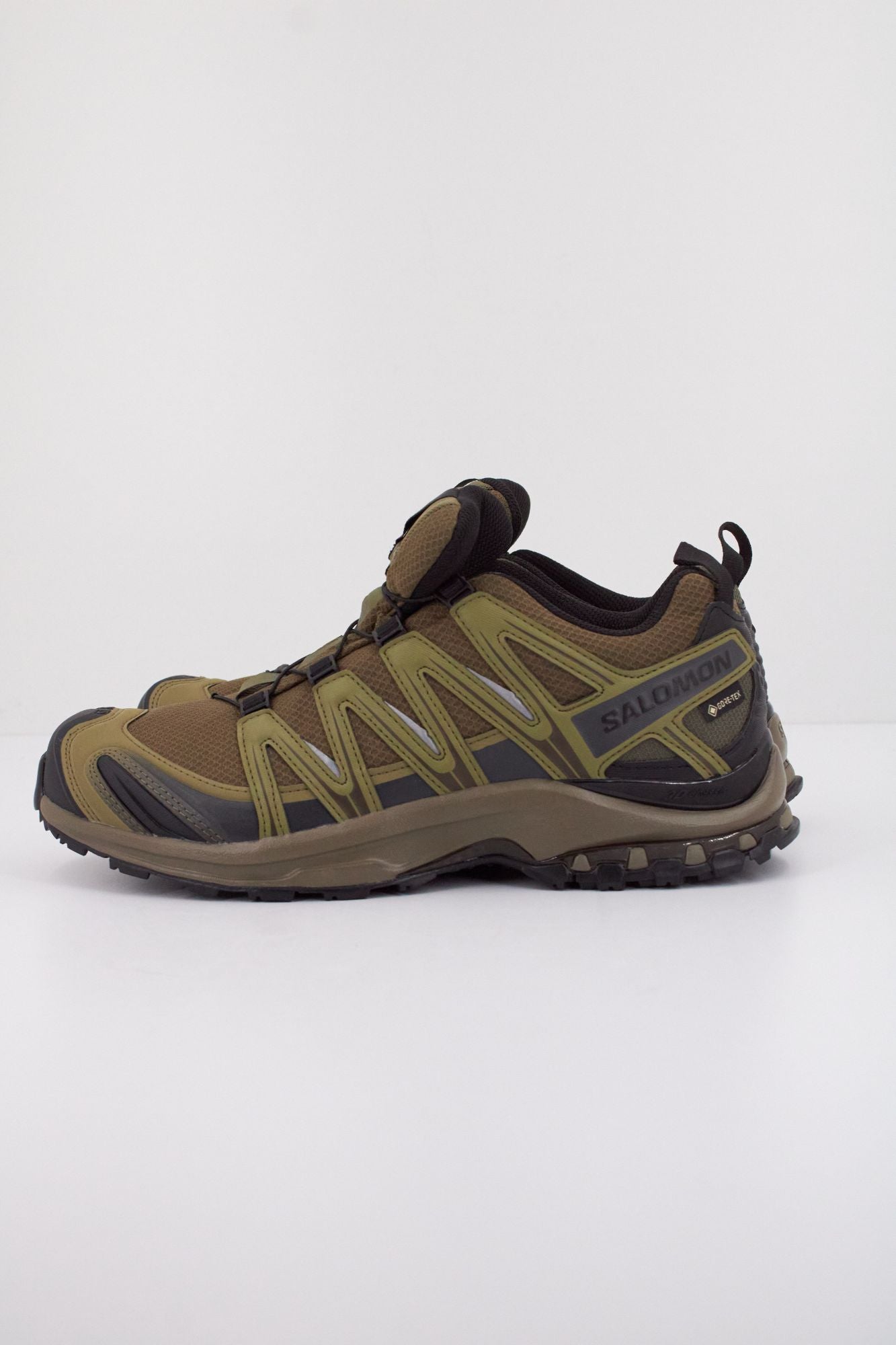 SALOMON XA PRO 3D GT en color VERDE (1)