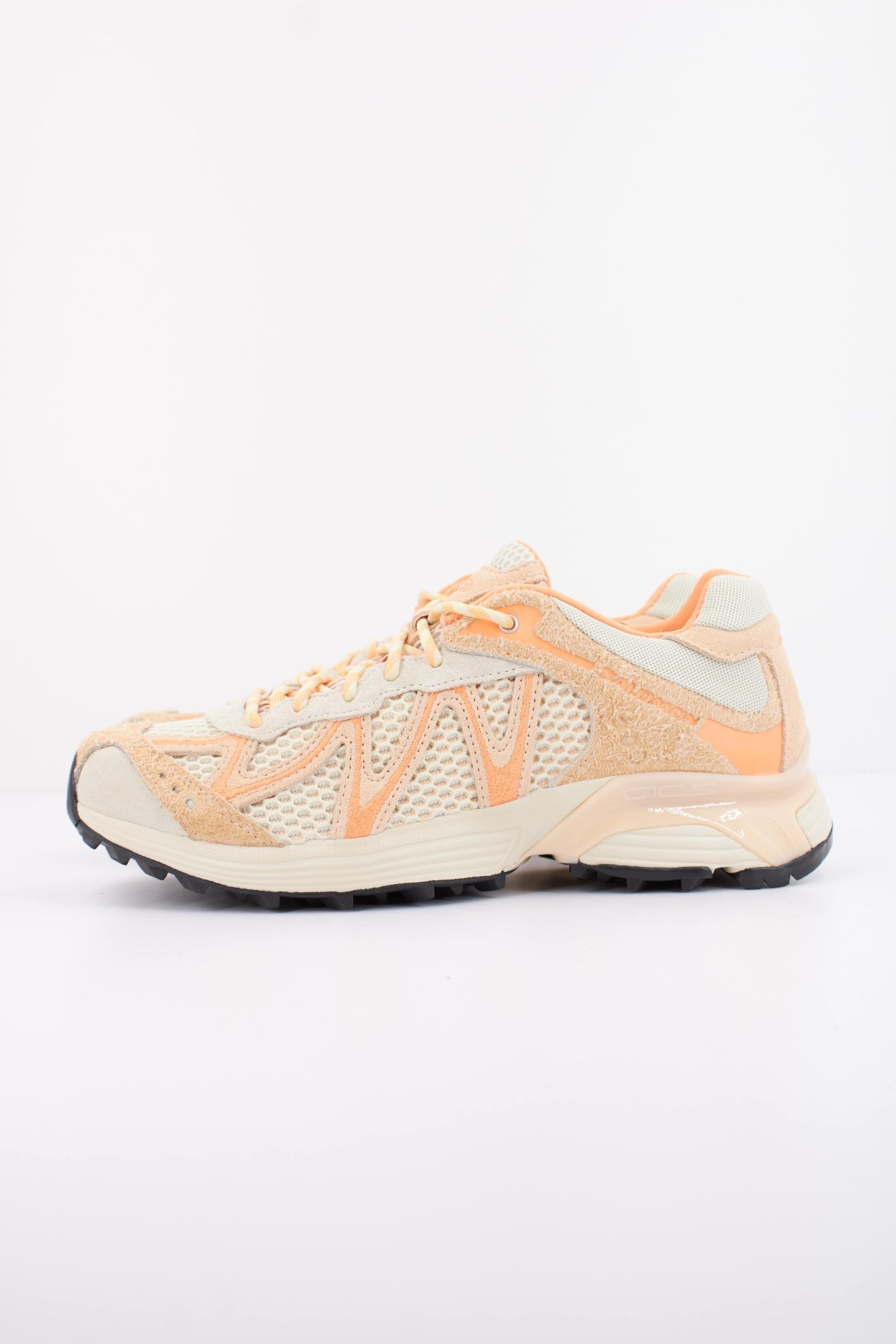 SALOMON XT WHISPER E en color NARANJA (1)