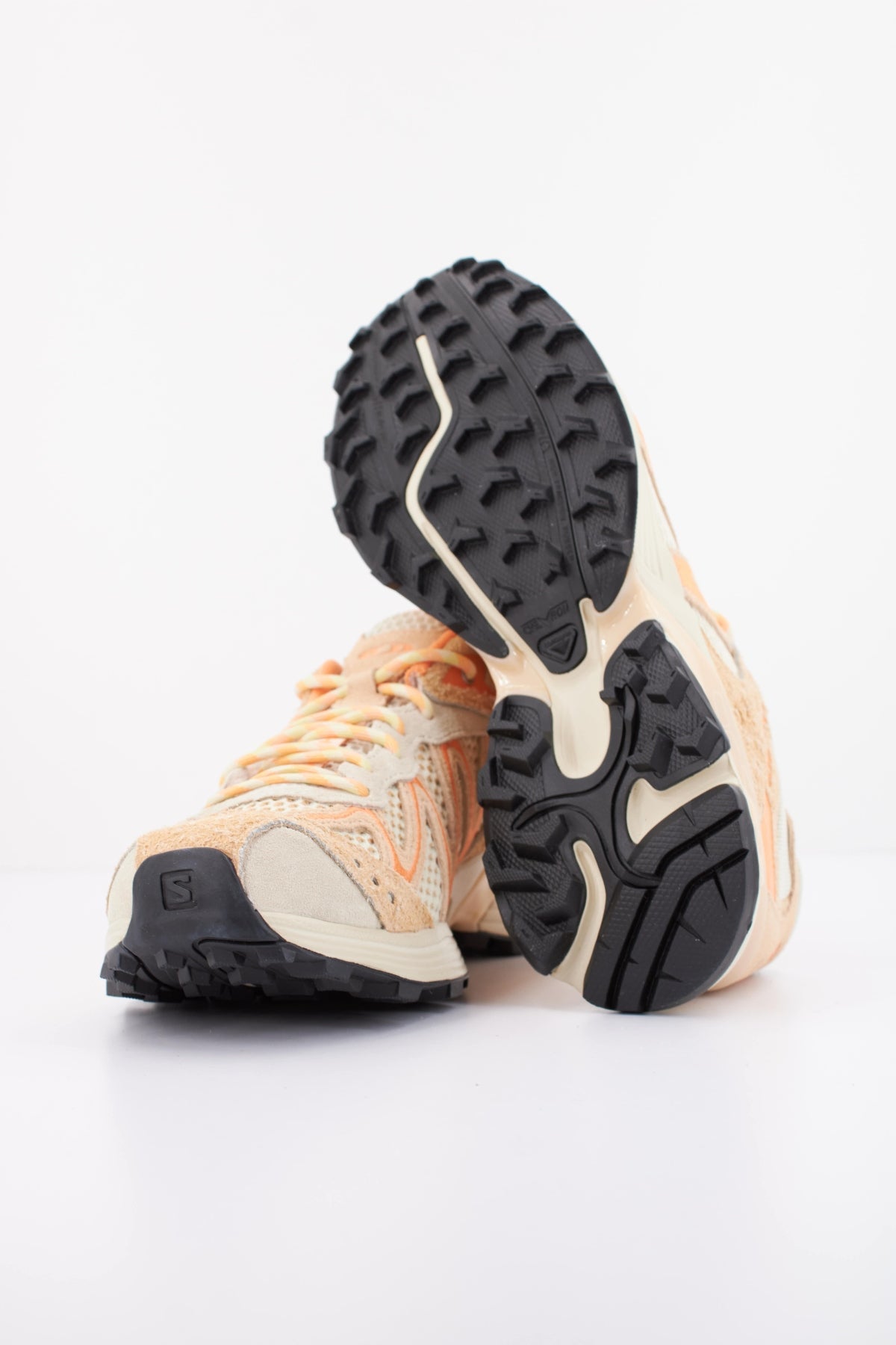 SALOMON XT WHISPER E en color NARANJA (5)