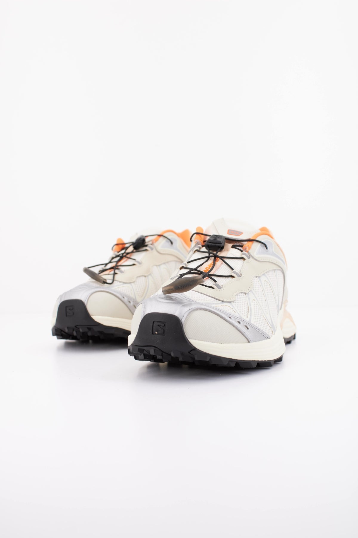 SALOMON XT WHISPER en color BLANCO (2)