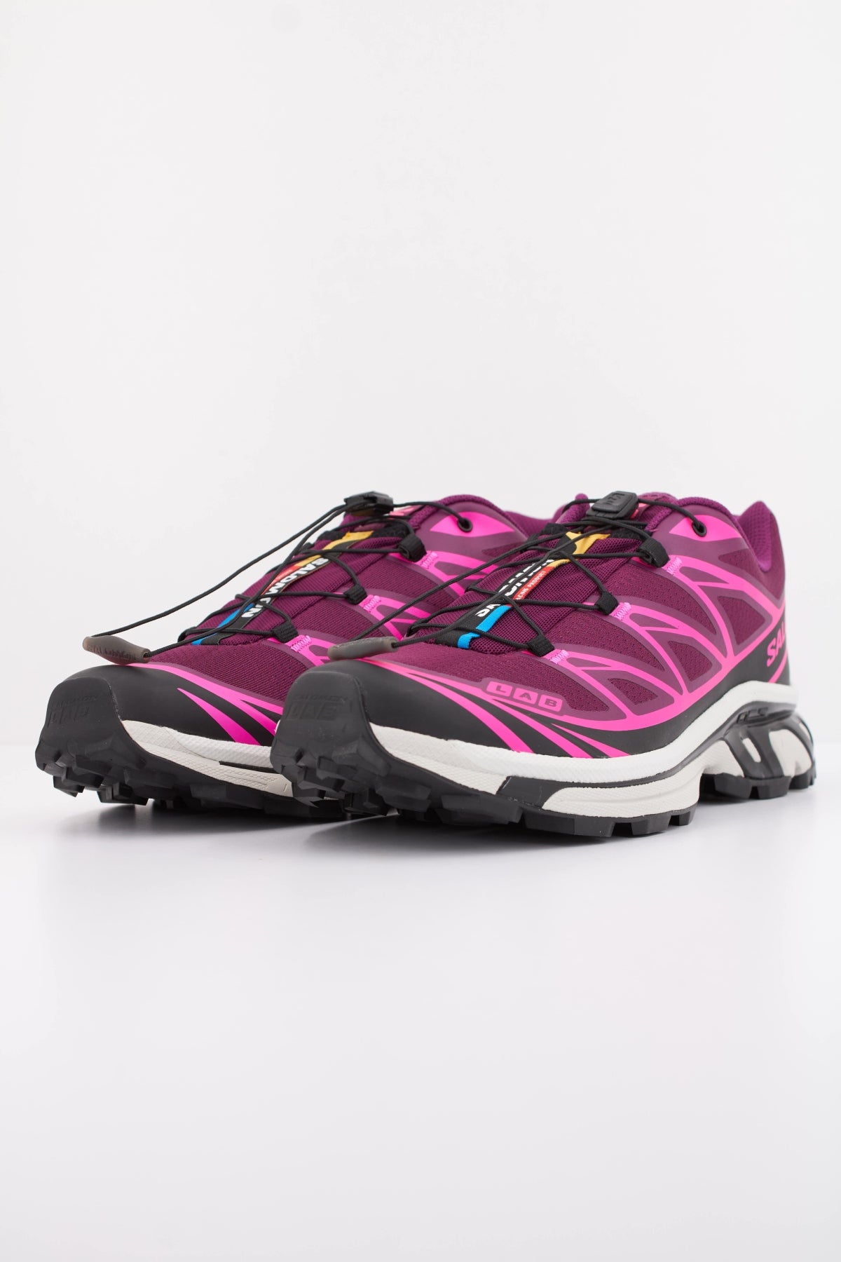 SALOMON XT 6 en color ROSA (2)