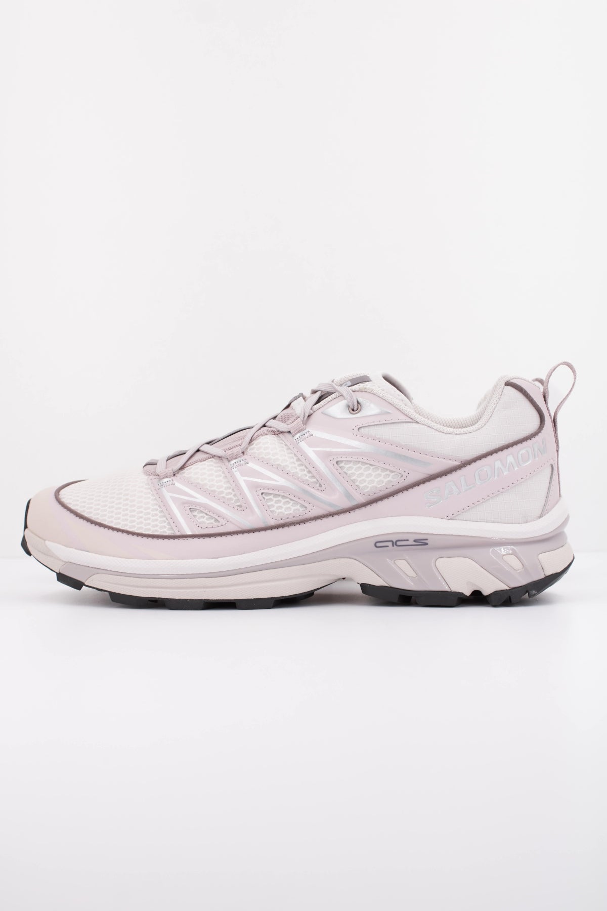 SALOMON XT 6 EXPANSE SEASONAL en color VIOLETA (1)