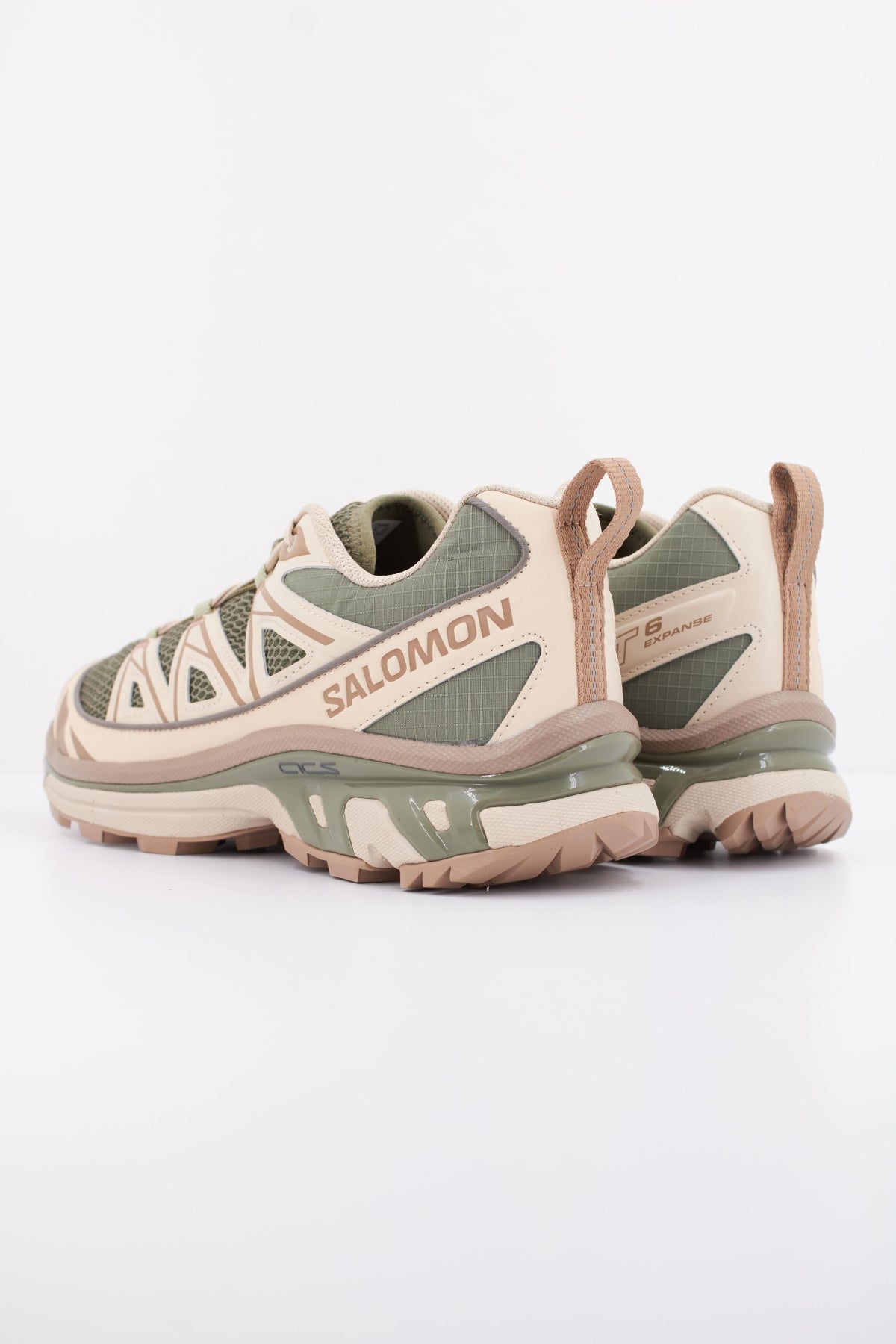SALOMON XT 6 EXPANSE en color VERDE (4)