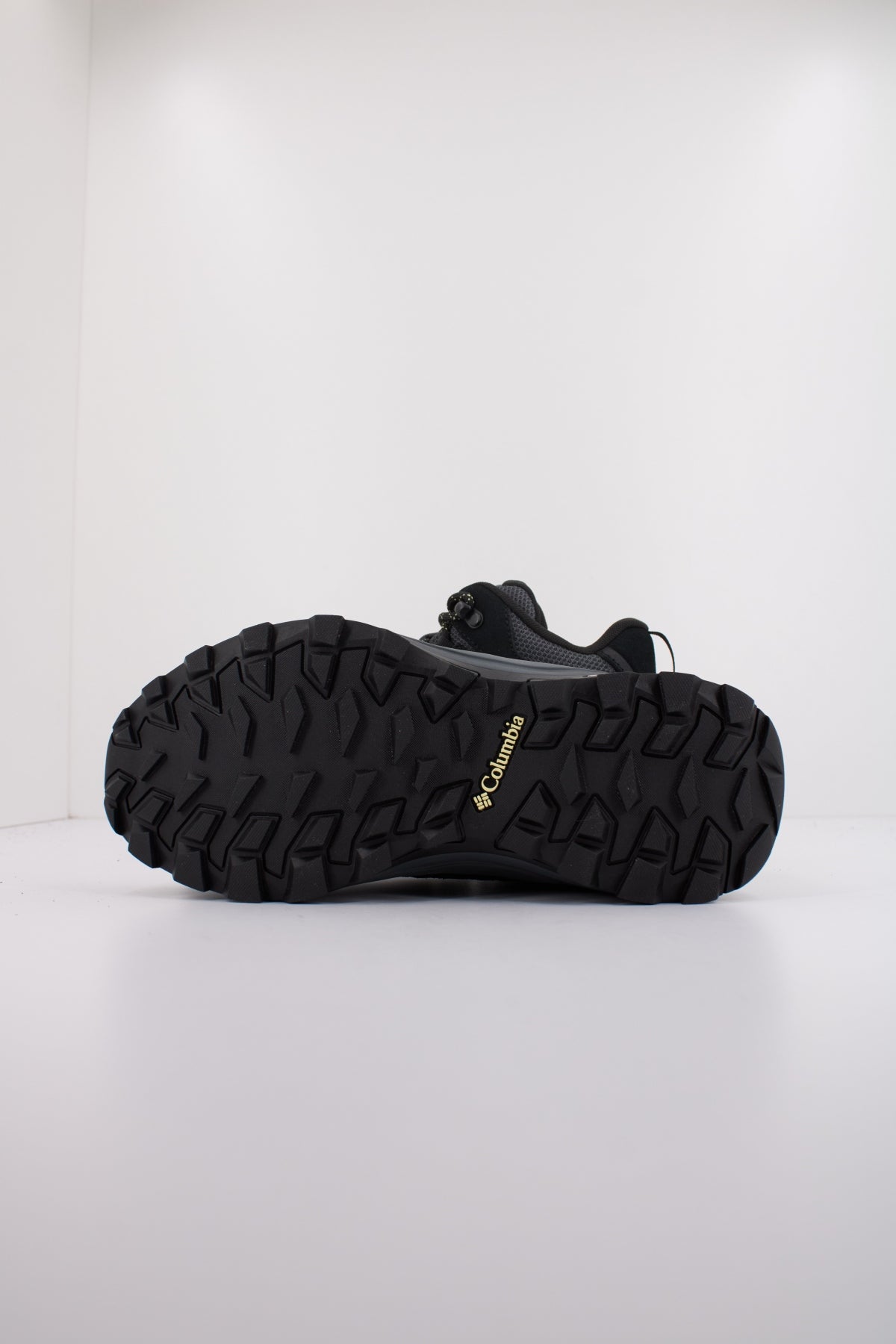COLUMBIA REDMOND IV MID WATERPROOF en color NEGRO (5)