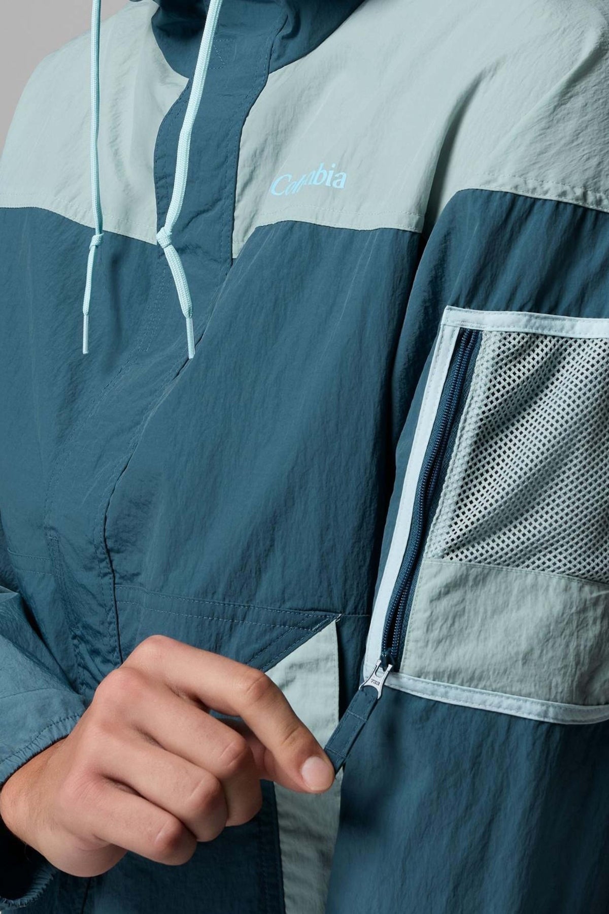 COLUMBIA CHALLENGER FZ WINDBREAKE en color AZUL (4)