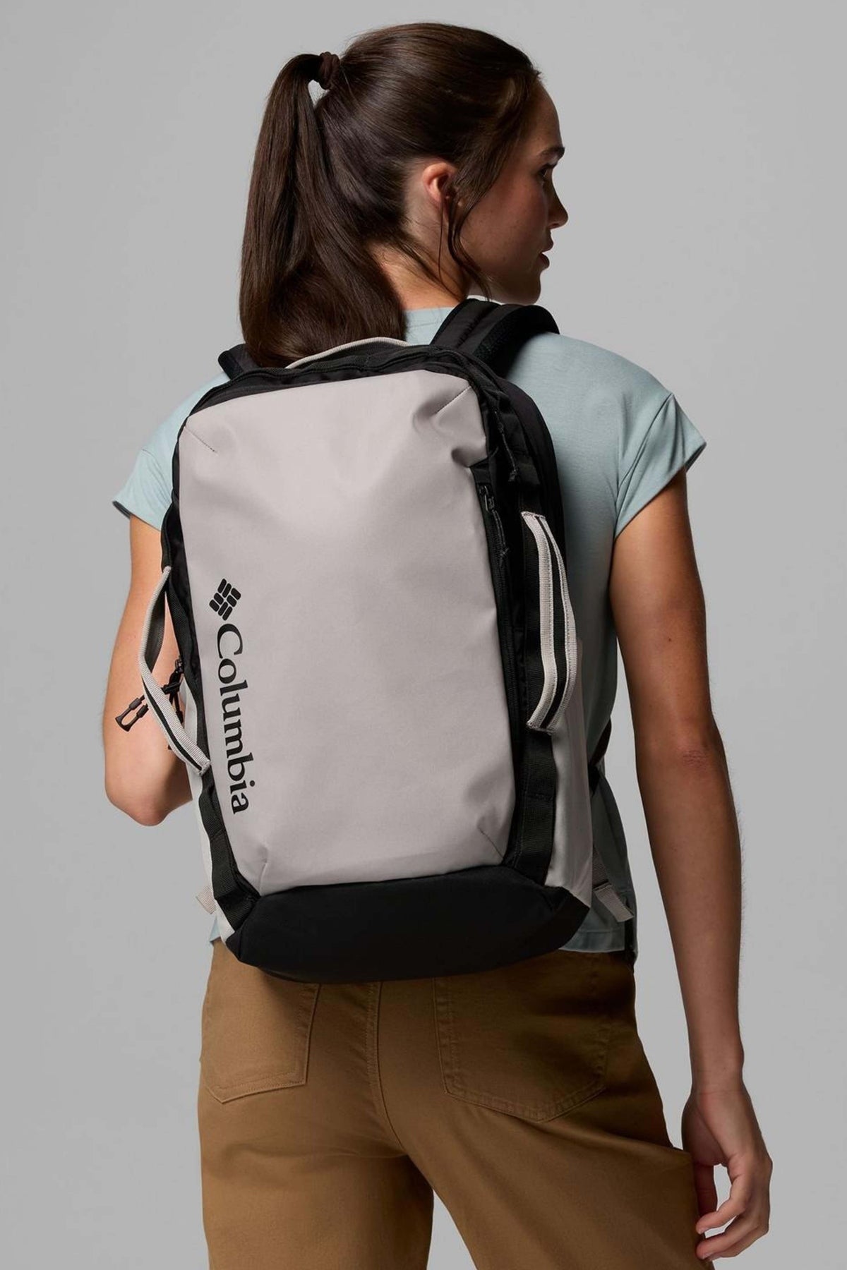 COLUMBIA LANDROAMER EVERYDAY BACKPACK en color GRIS (3)