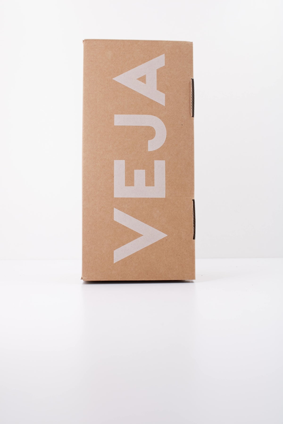 VEJA SANDALIA ARPOADOR en color ROSA (6)