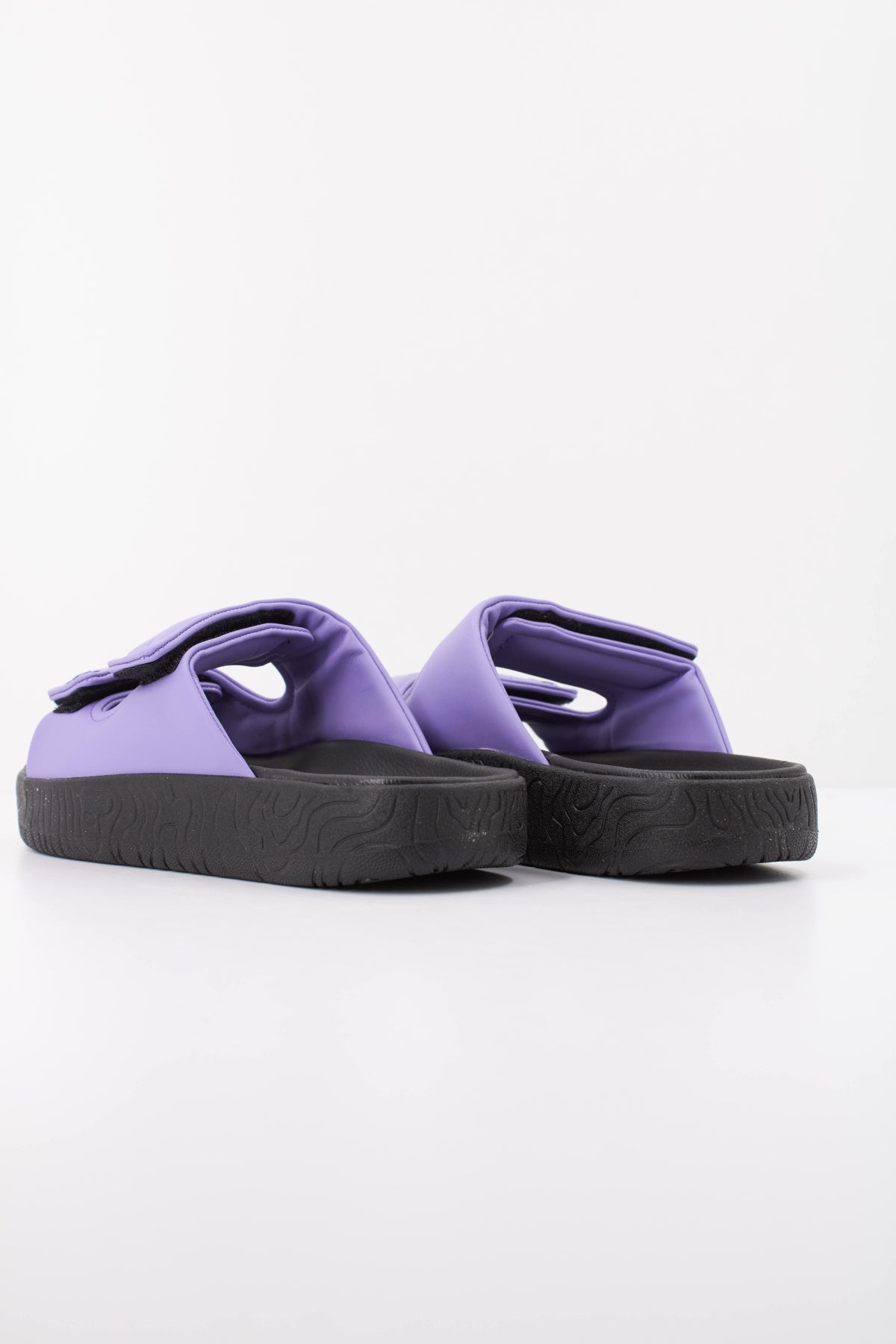 VEJA ETNA BOLD en color VIOLETA (4)